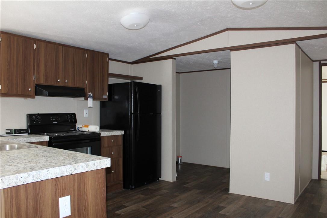 119 Royal St, Taylor, TX 76574