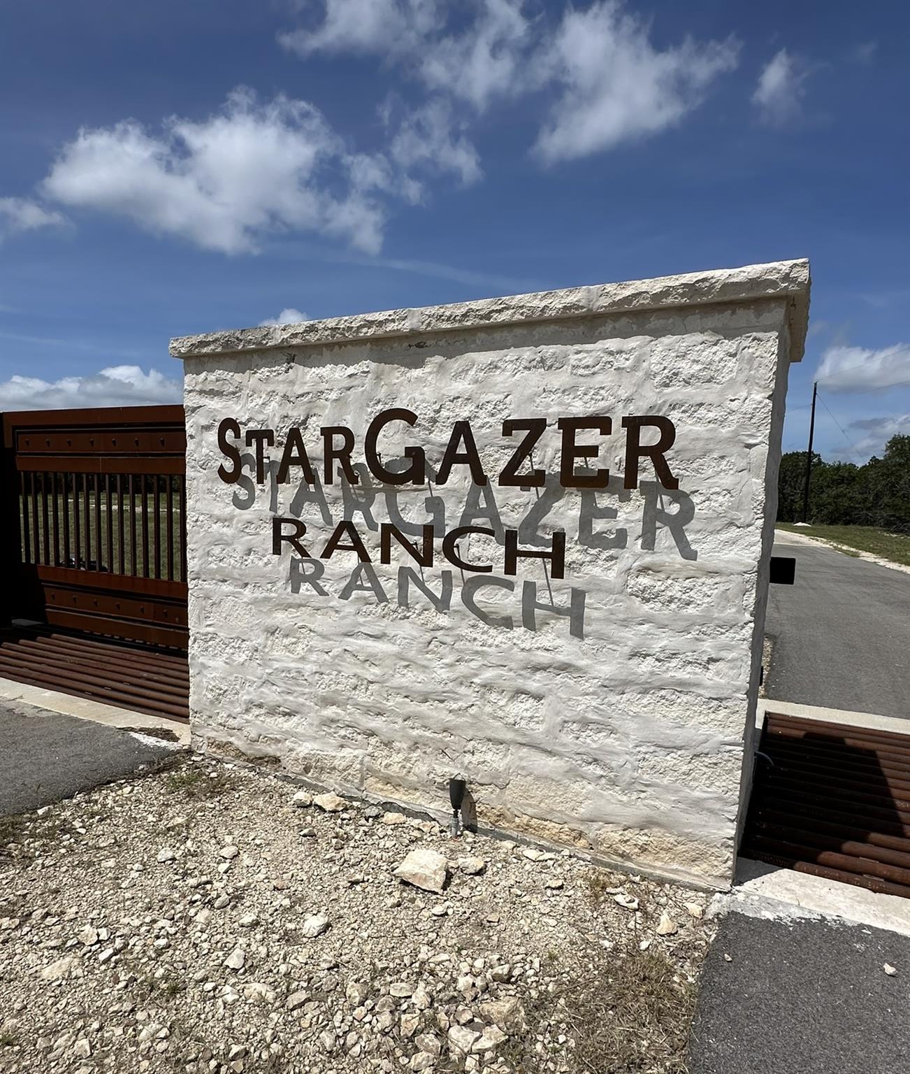 251 StarGazer Dr, Lampasas, TX 76550