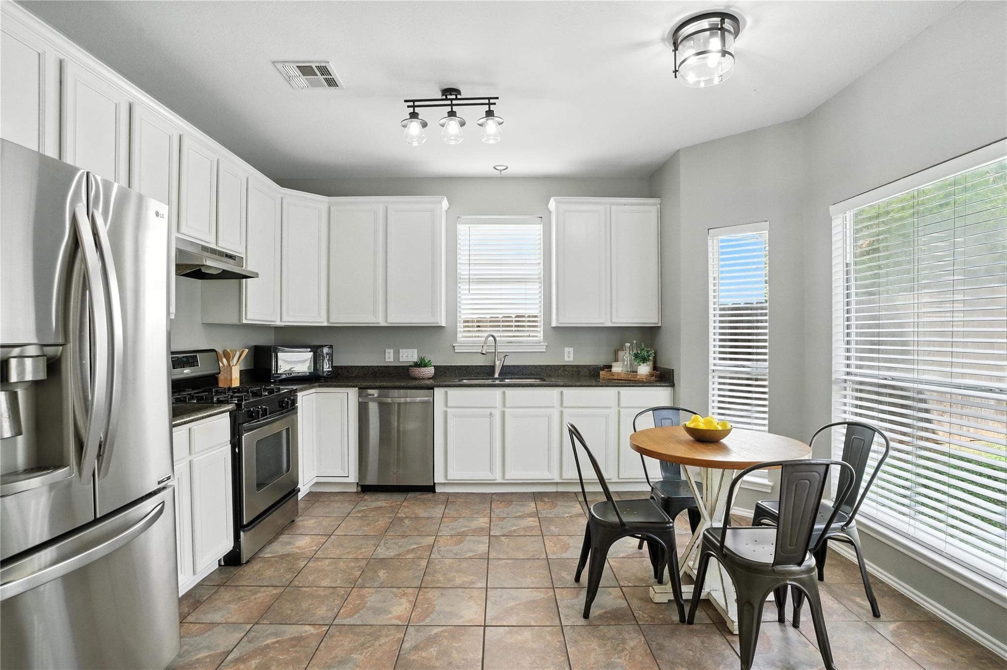 12007 Sky West Dr, Austin, TX 78758