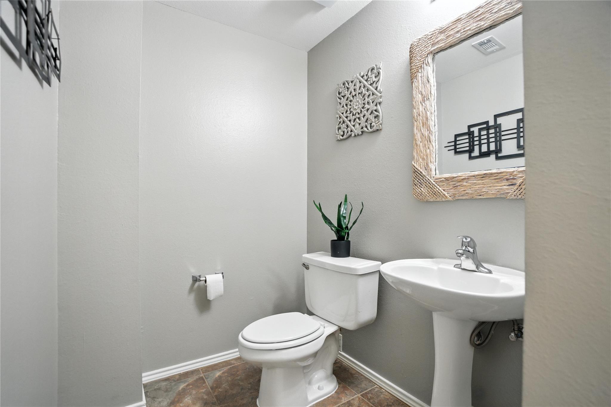 12007 Sky West Dr, Austin, TX 78758