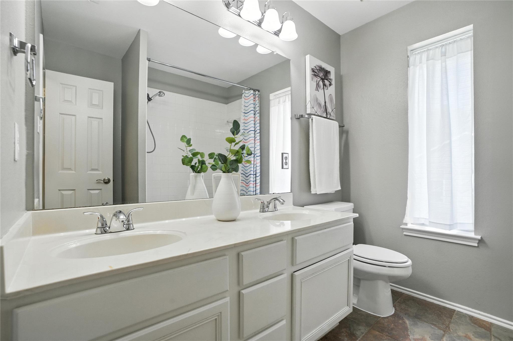 12007 Sky West Dr, Austin, TX 78758