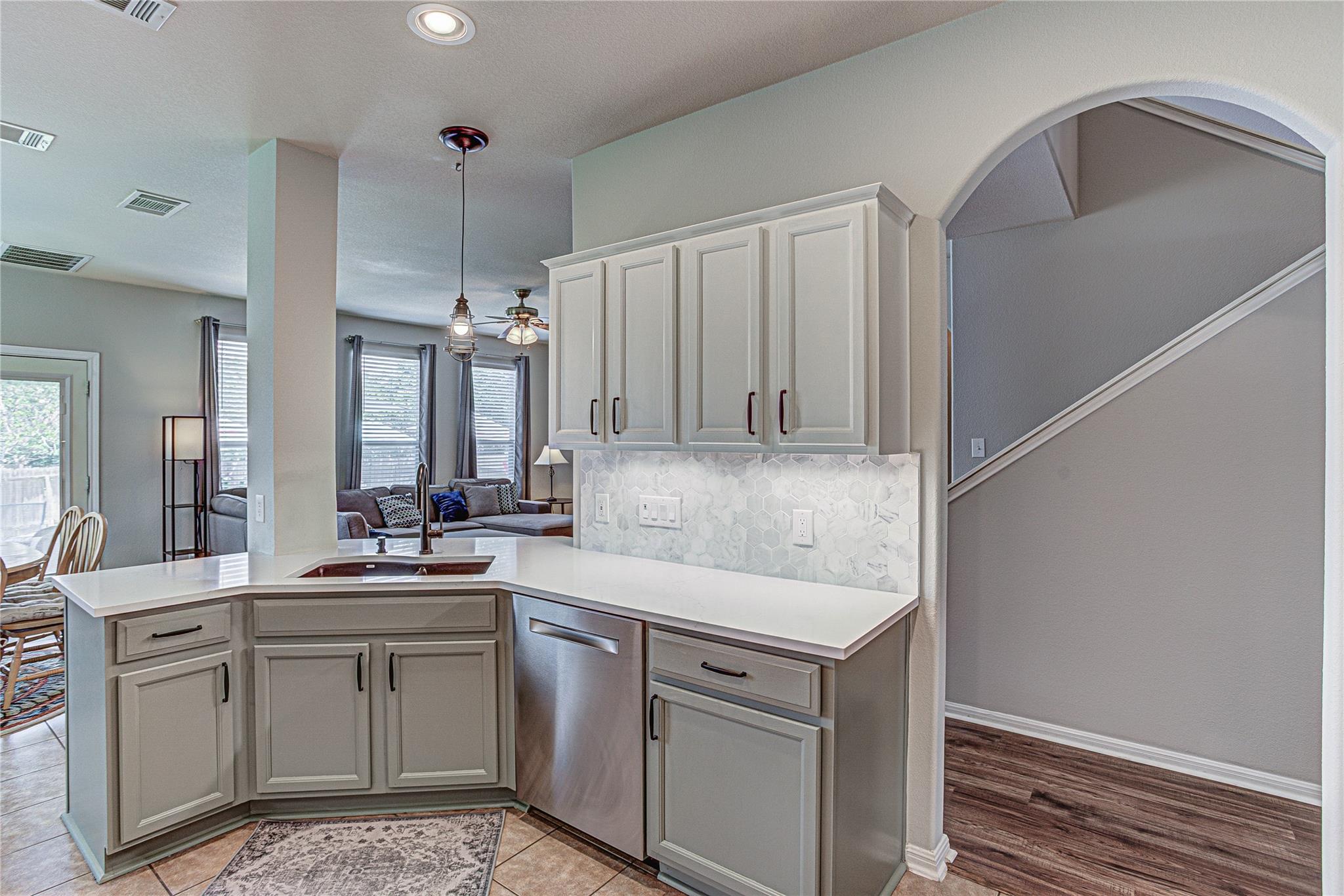 2712 Kickapoo Cavern Dr, Pflugerville, TX 78660