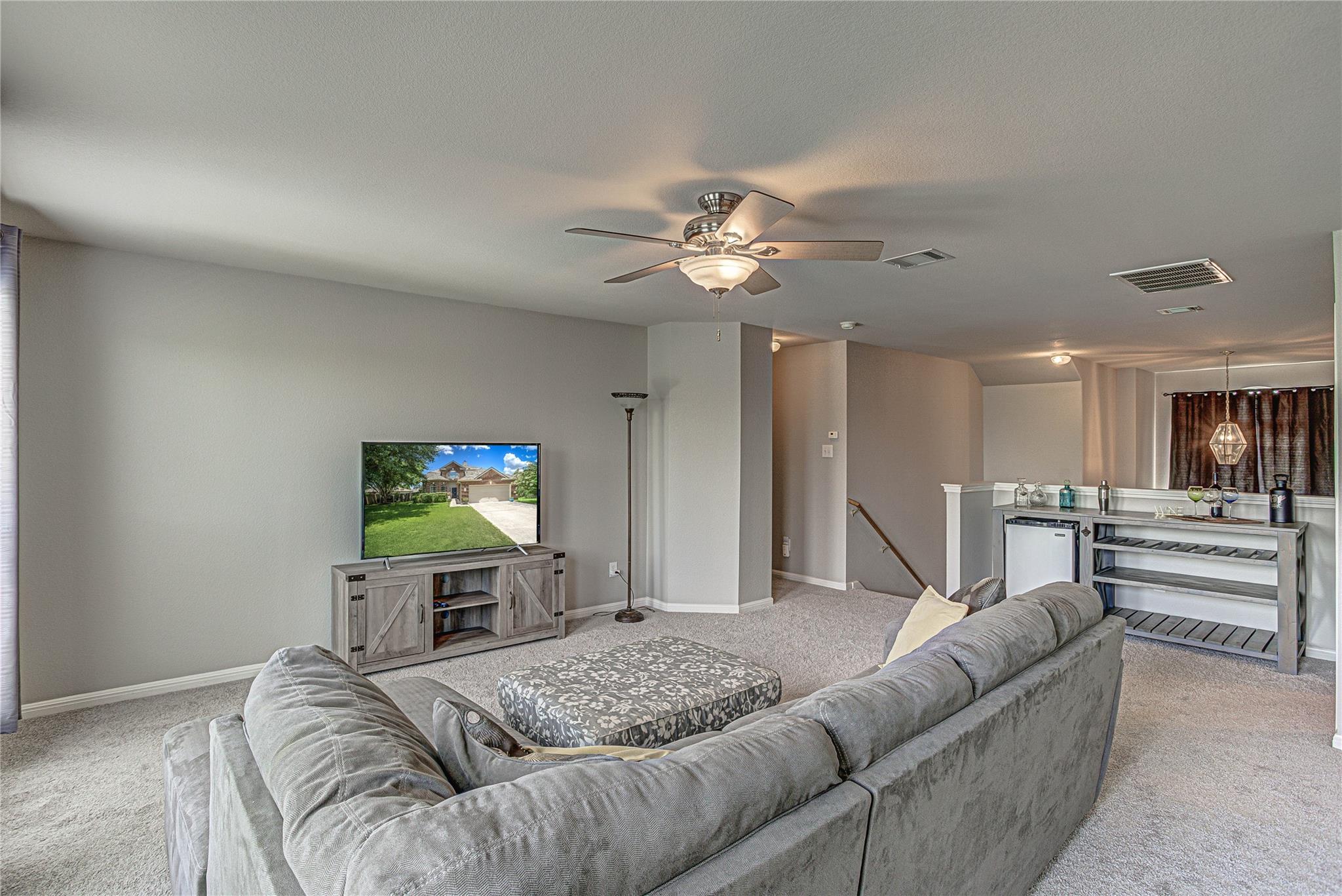 2712 Kickapoo Cavern Dr, Pflugerville, TX 78660