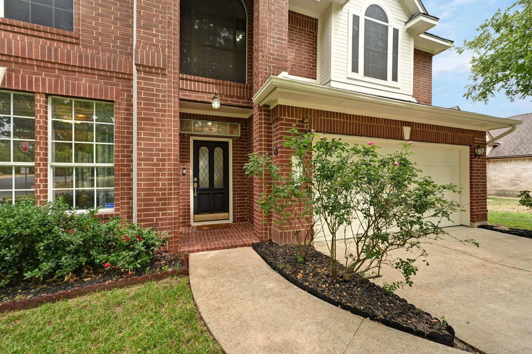 7901 Henry Kinney Row, Austin, TX 78749