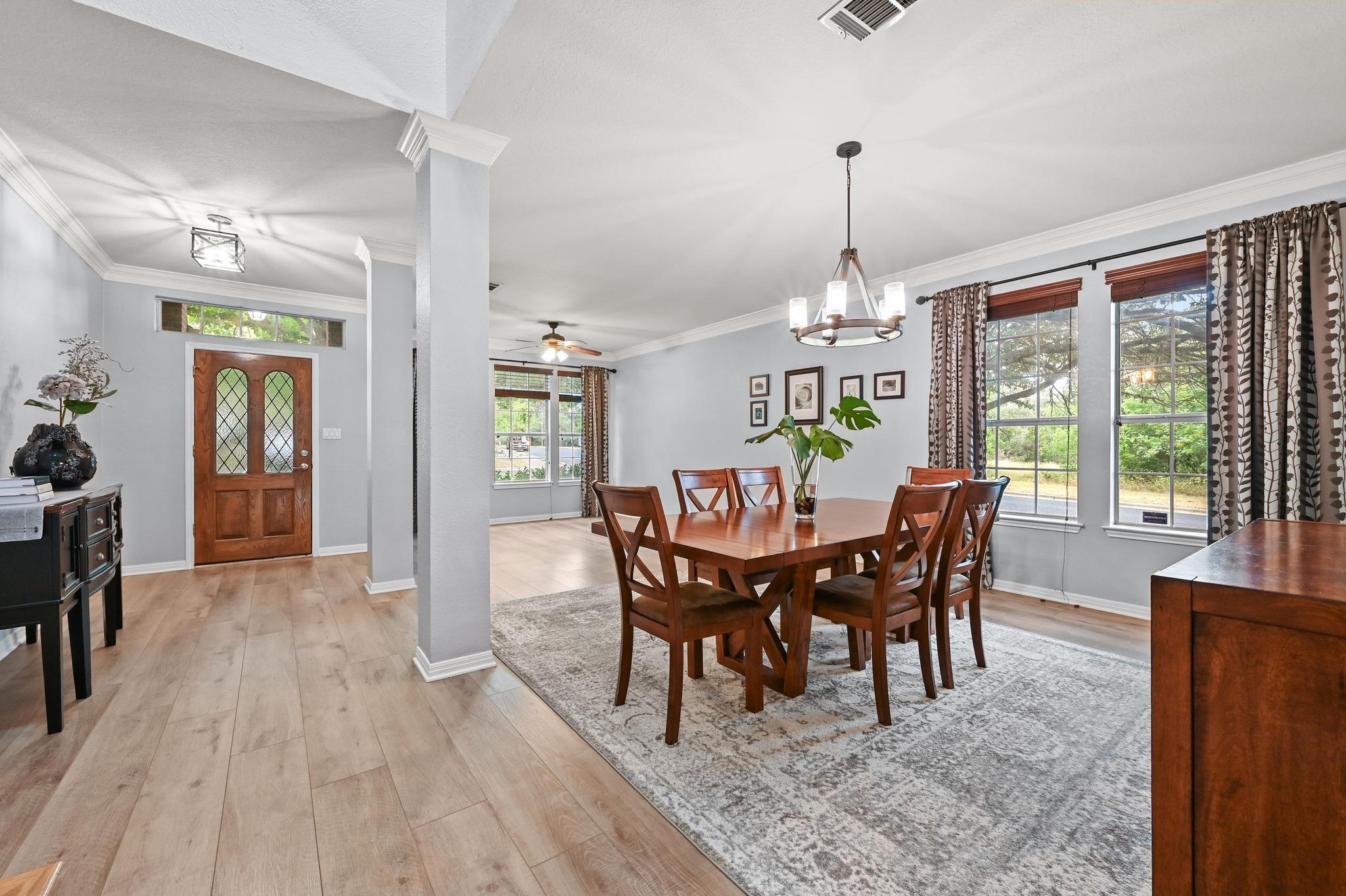 7901 Henry Kinney Row, Austin, TX 78749