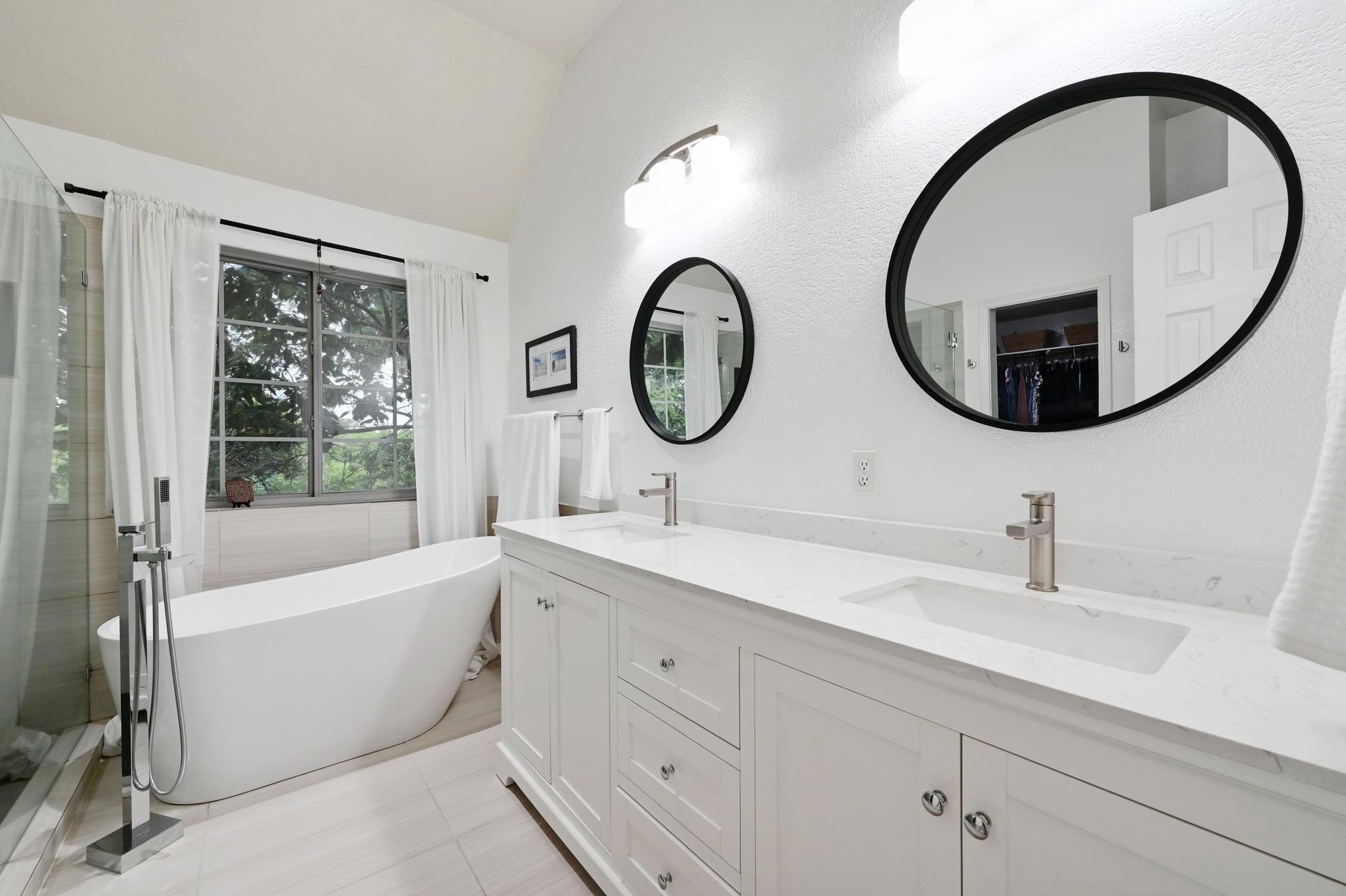7901 Henry Kinney Row, Austin, TX 78749