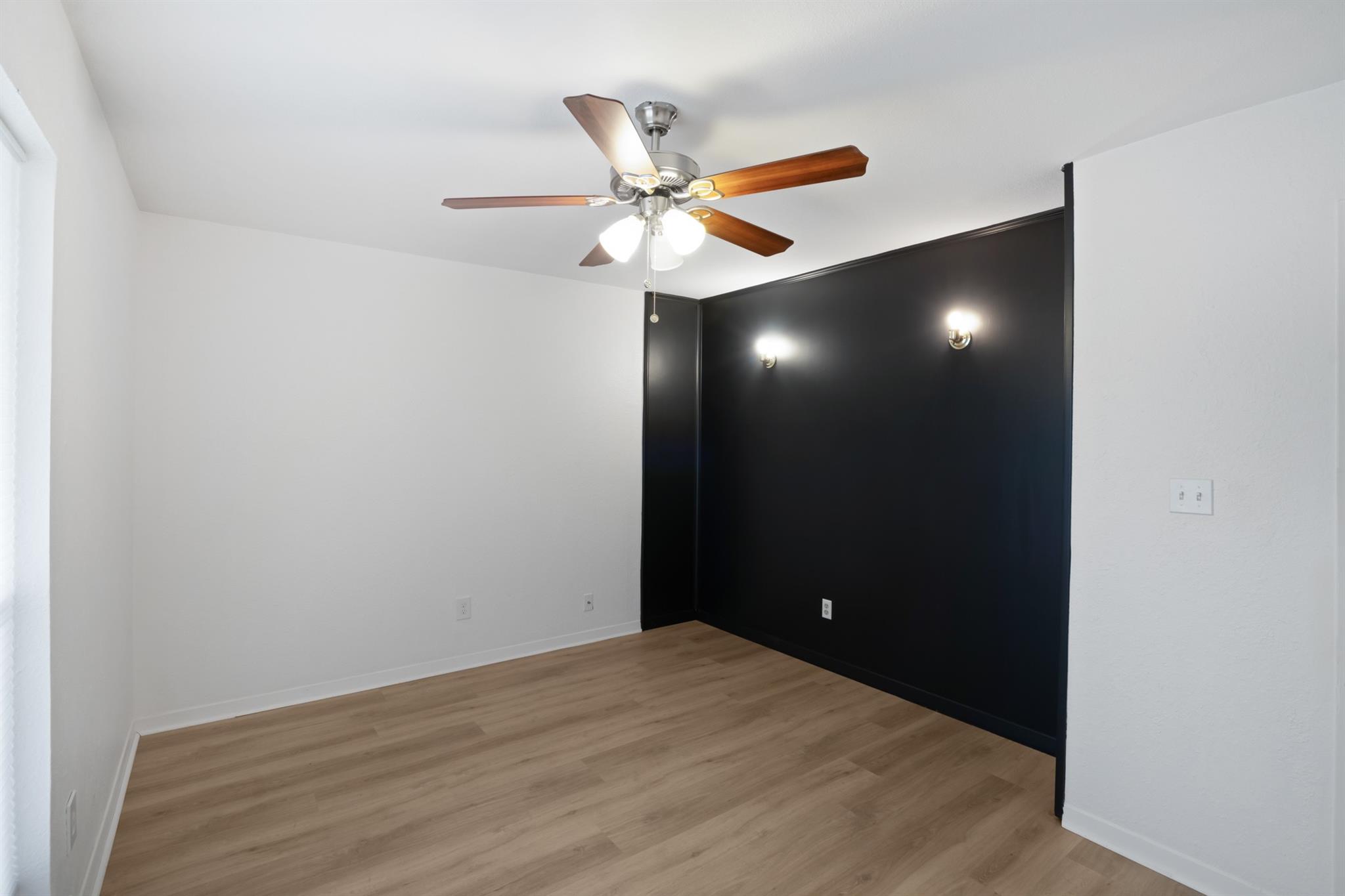 1004 Scenic Dr, Georgetown, TX 78626