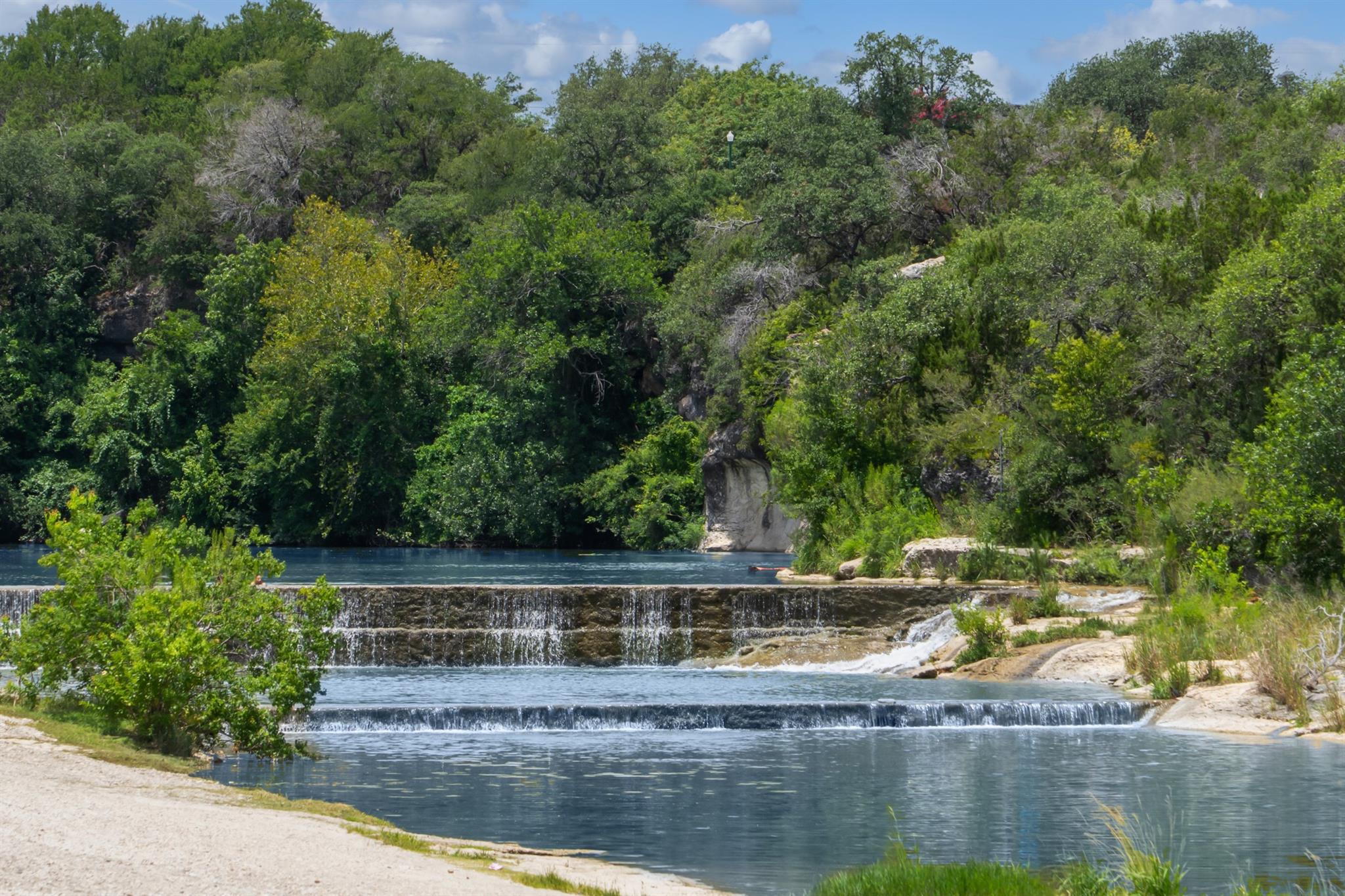 1004 Scenic Dr, Georgetown, TX 78626