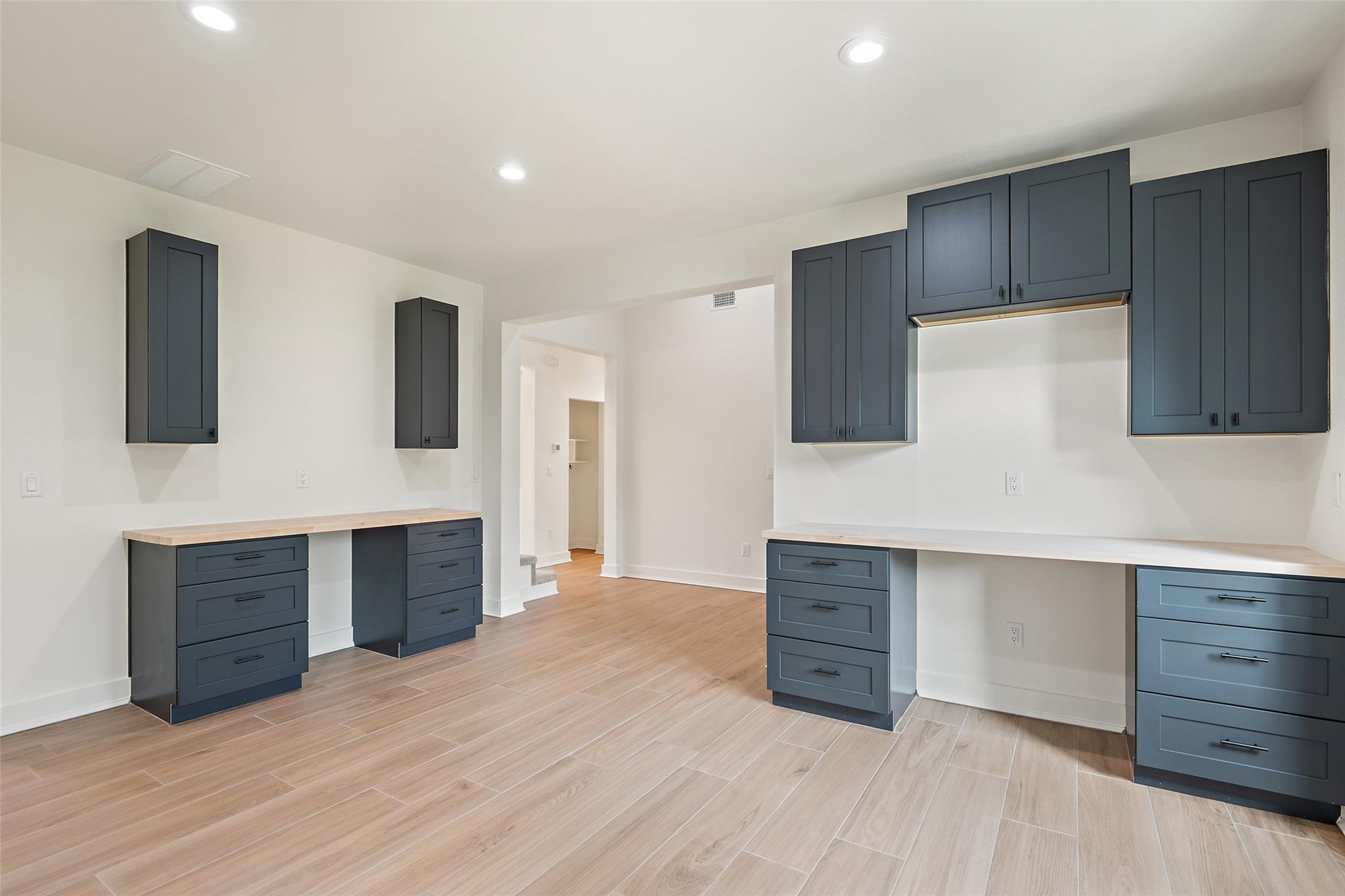280 Bali Hai Ln, Bastrop, TX 78602