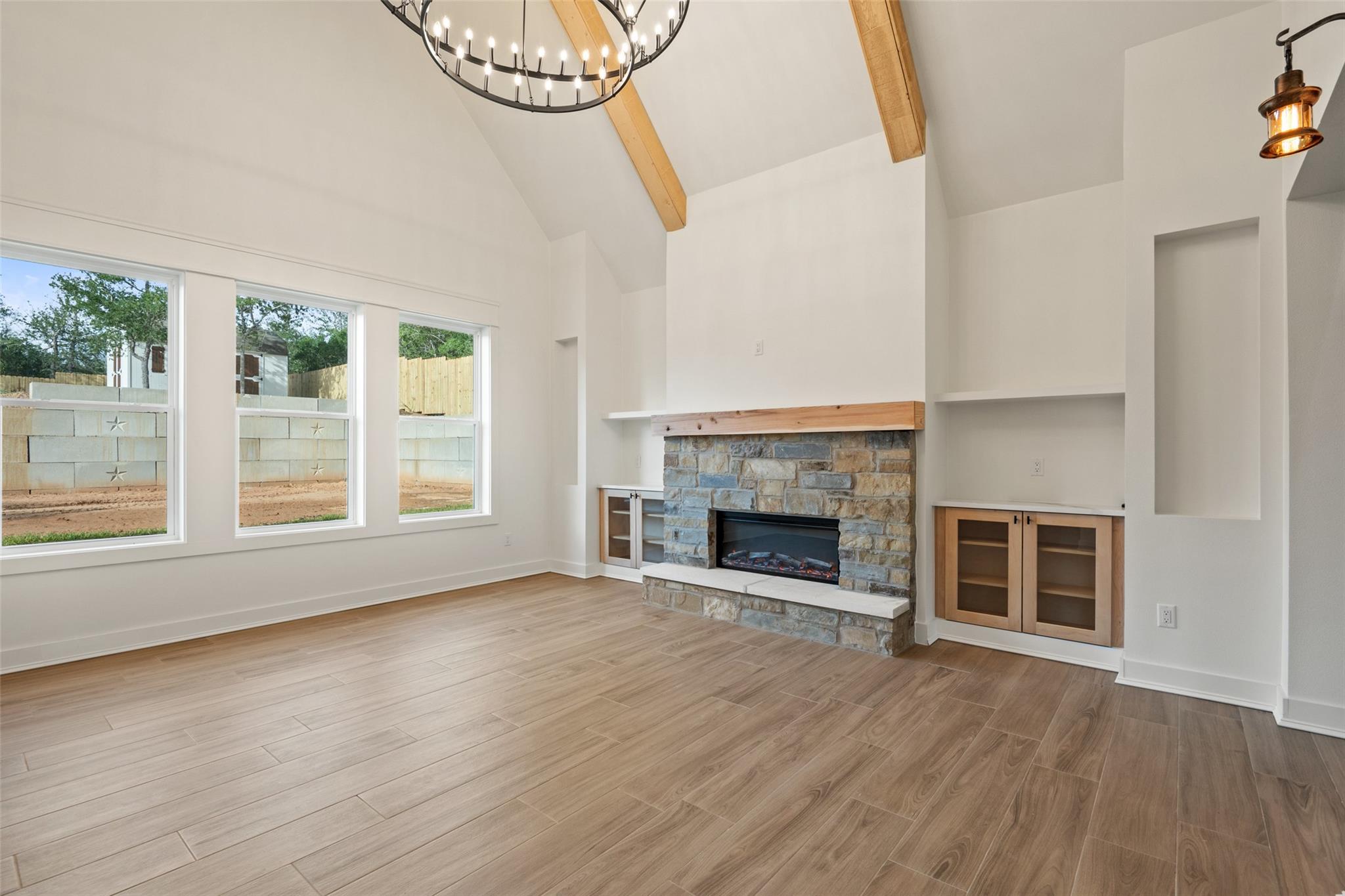 280 Bali Hai Ln, Bastrop, TX 78602