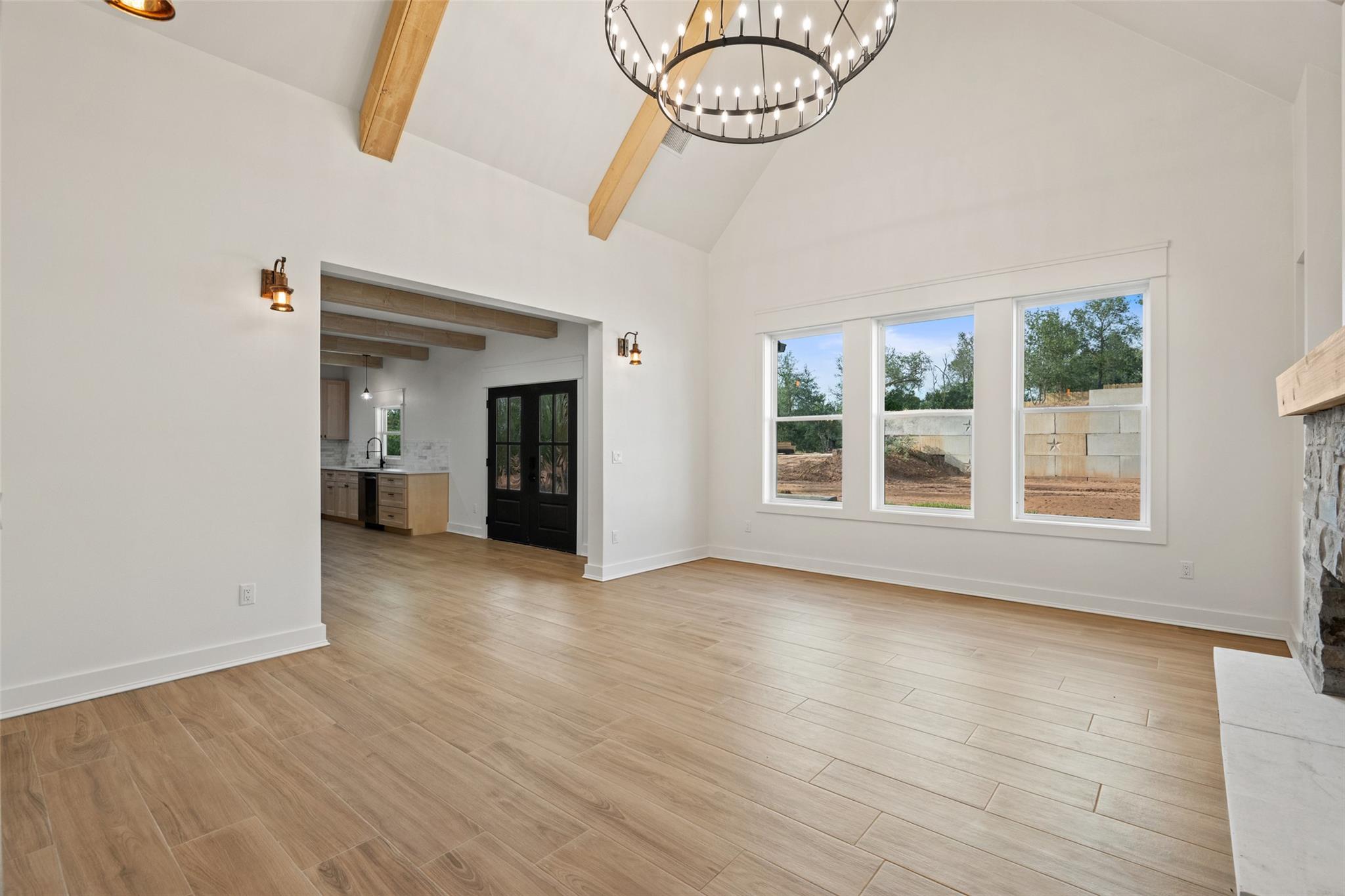 280 Bali Hai Ln, Bastrop, TX 78602