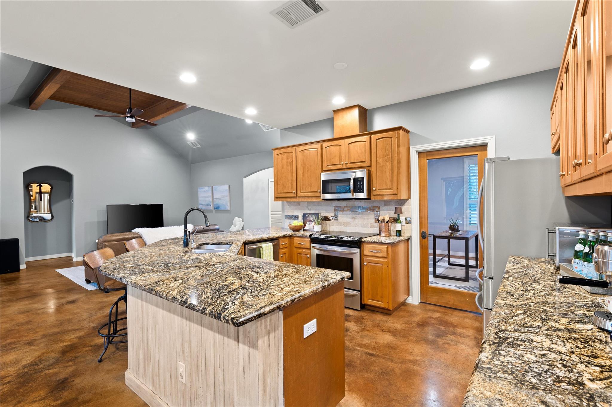 28 Long Creek Rd, Austin, TX 78737