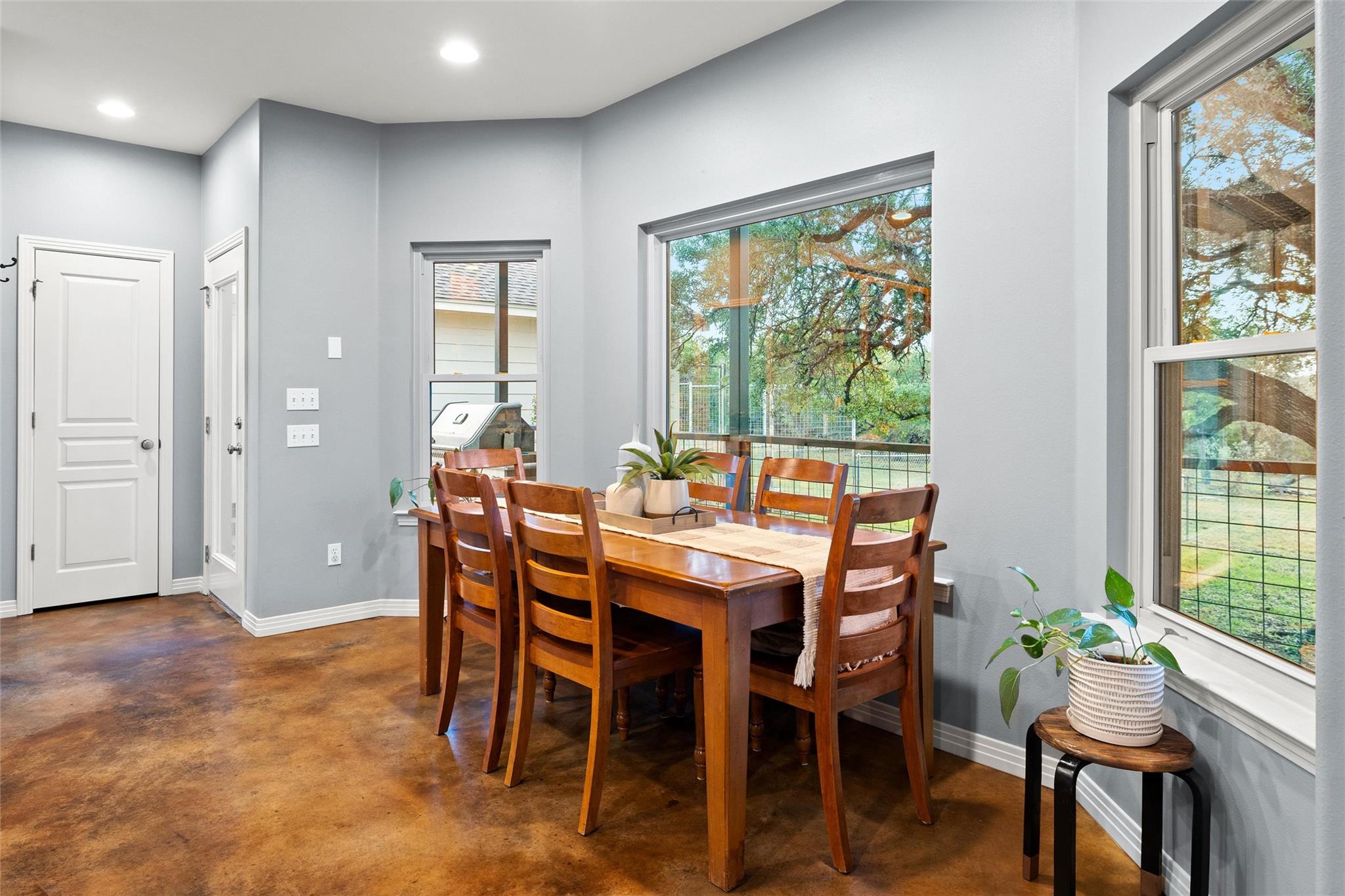28 Long Creek Rd, Austin, TX 78737