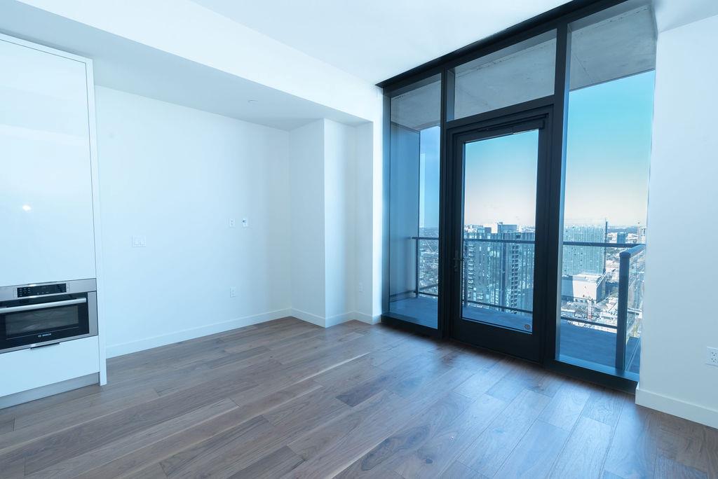 44 EAST Ave # 3804, Austin, TX 78701