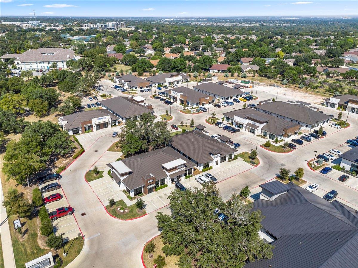 4869-1 Williams Dr # 105, Georgetown, TX 78633