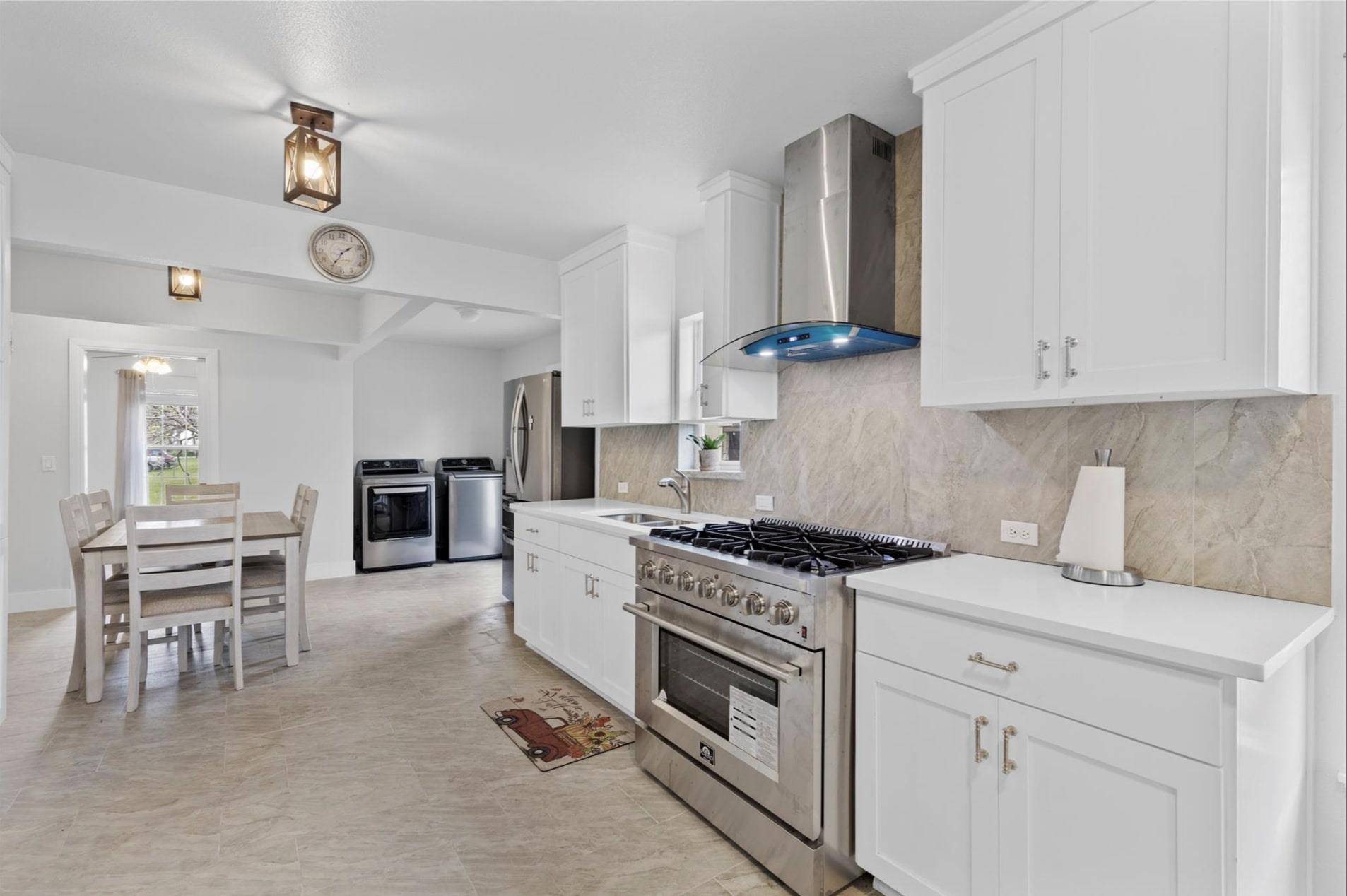 1104 Perry Rd, Austin, TX 78721