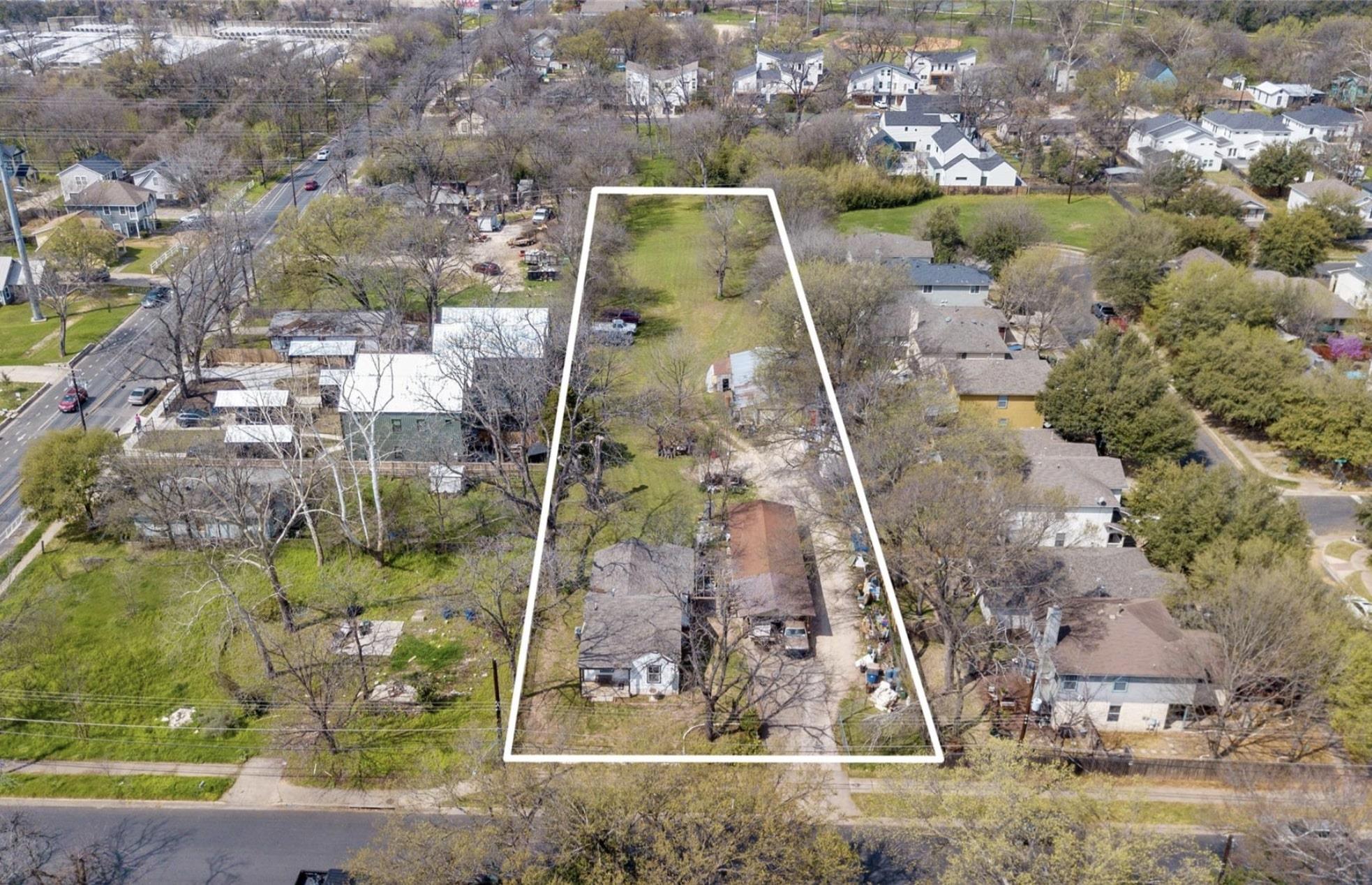 1104 Perry Rd, Austin, TX 78721