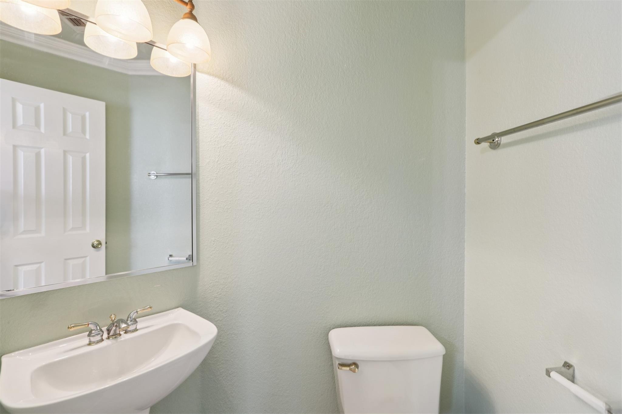 12401 Los Indios Trl # 5, Austin, TX 78729