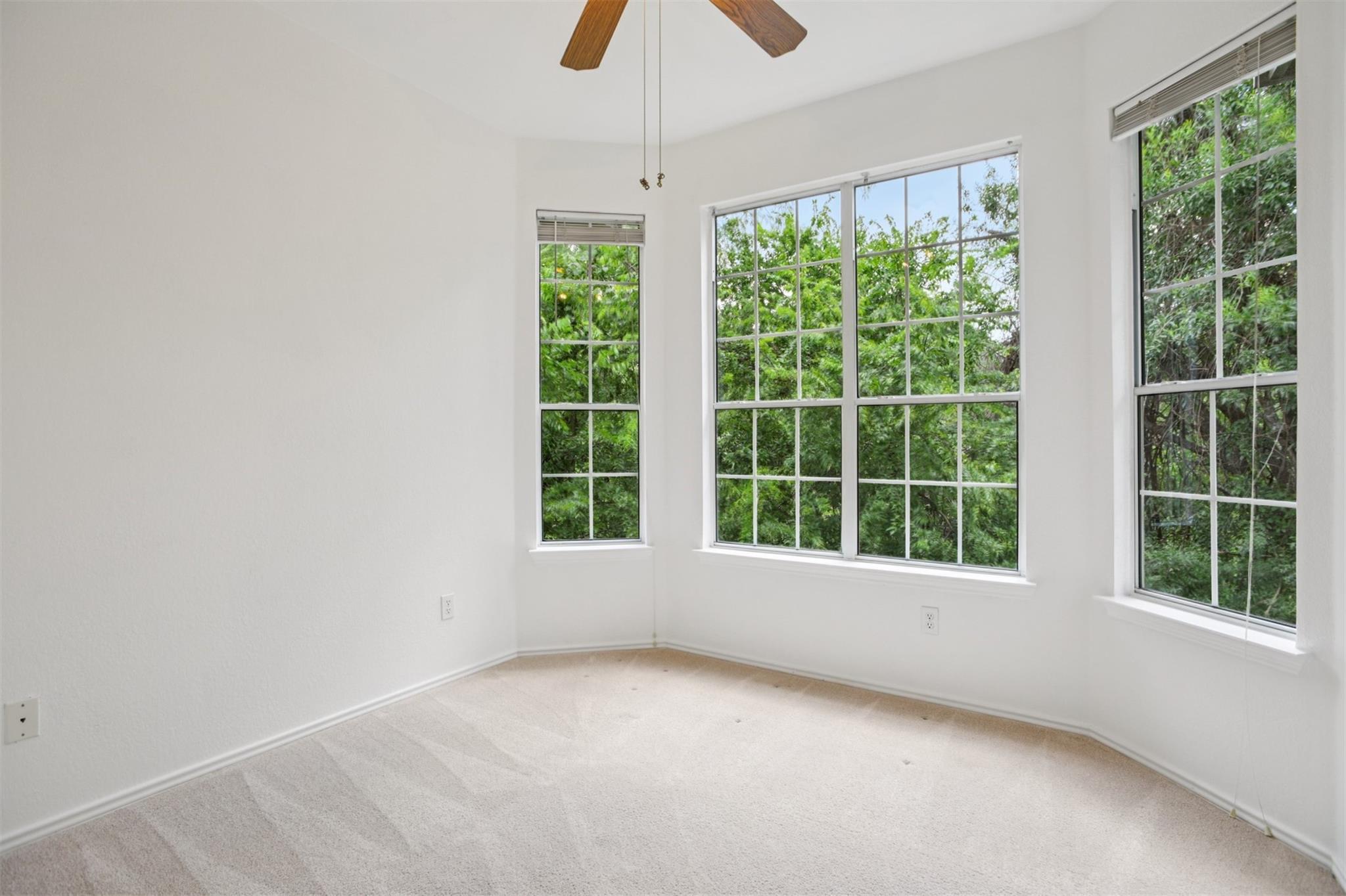 12401 Los Indios Trl # 5, Austin, TX 78729