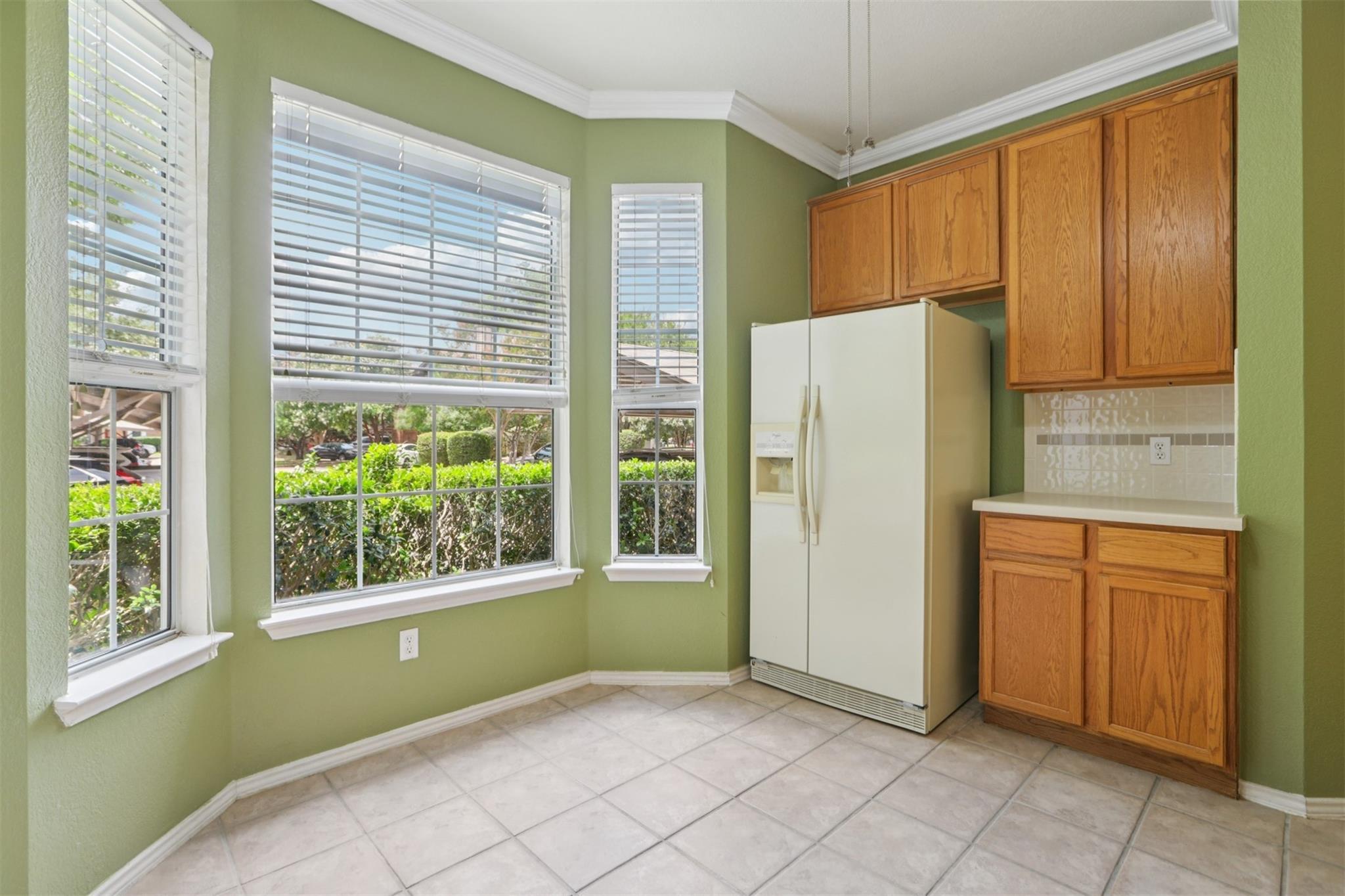 12401 Los Indios Trl # 5, Austin, TX 78729