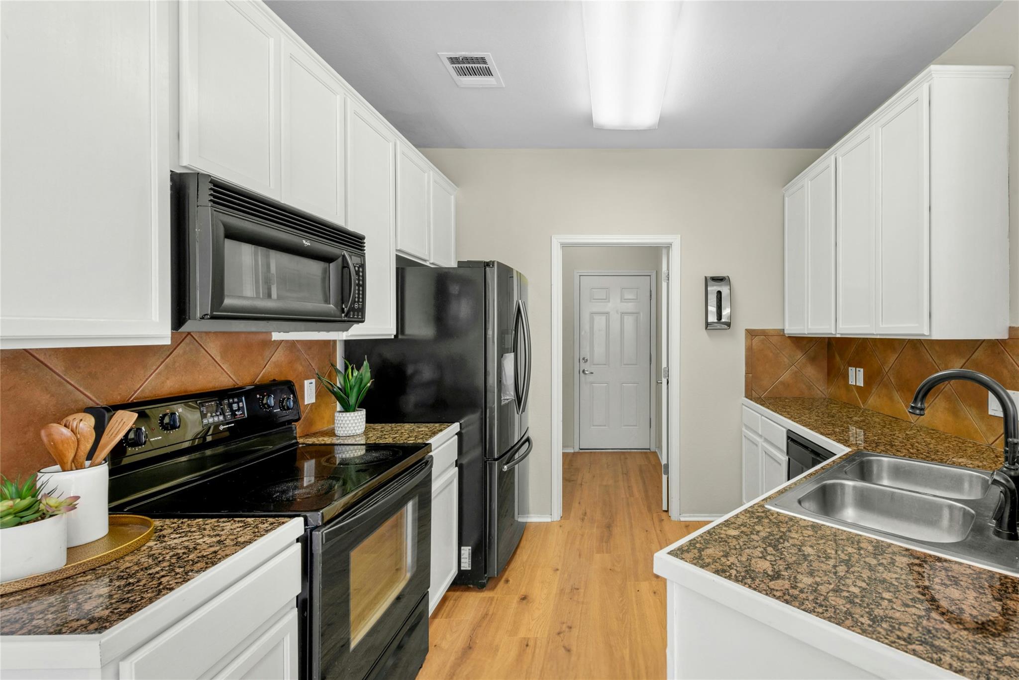 2632 Century Park Blvd # 36, Austin, TX 78727