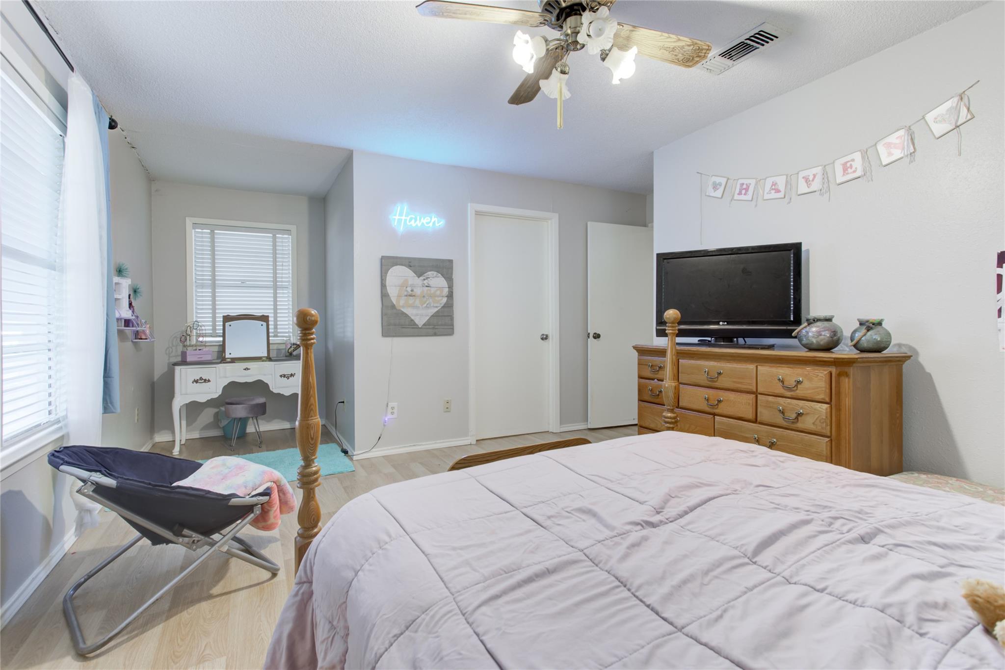 400 N Brazos St, Granger, TX 76530