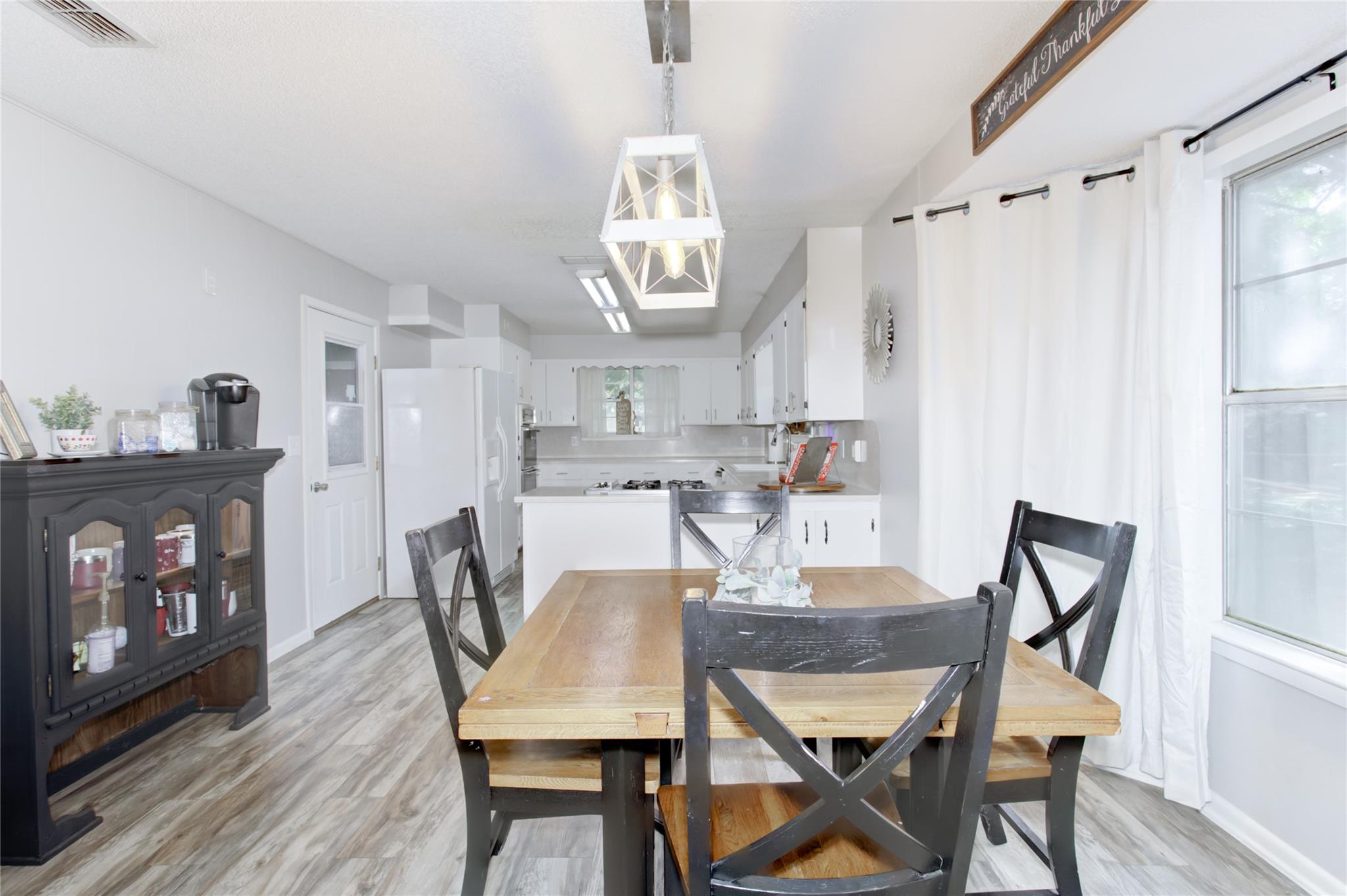 400 N Brazos St, Granger, TX 76530