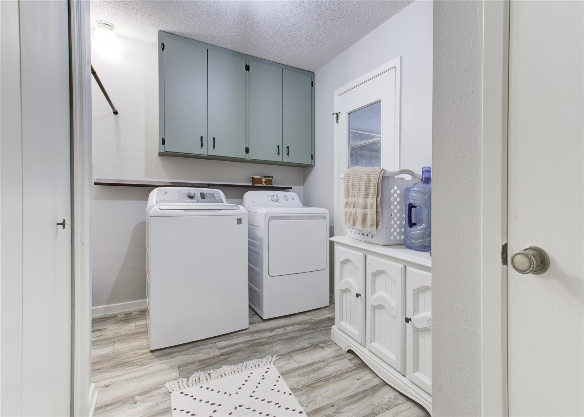 400 N Brazos St, Granger, TX 76530