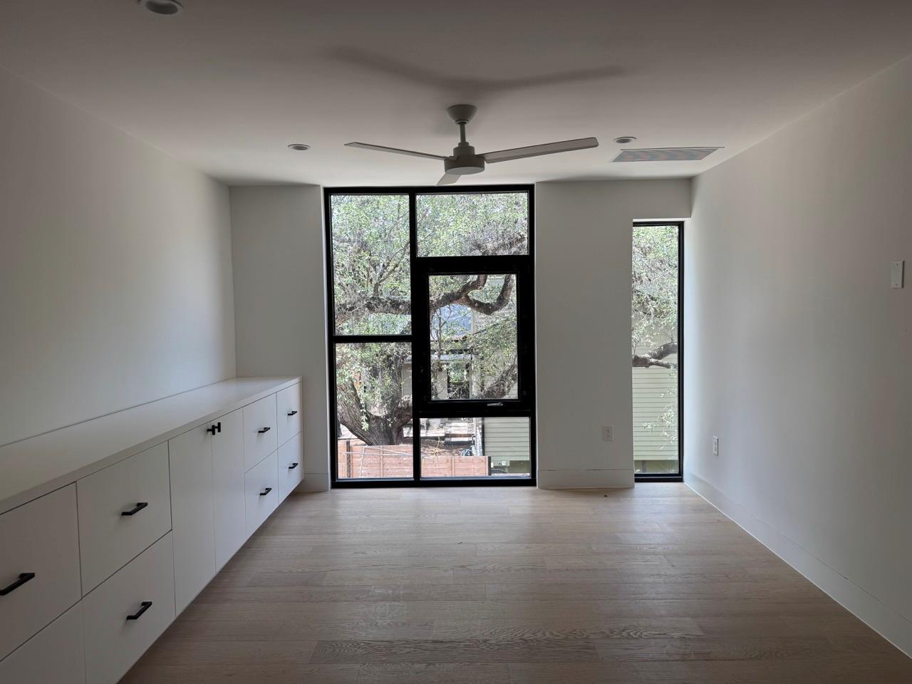 1603 Chelsea Ln # 1, Austin, TX 78704