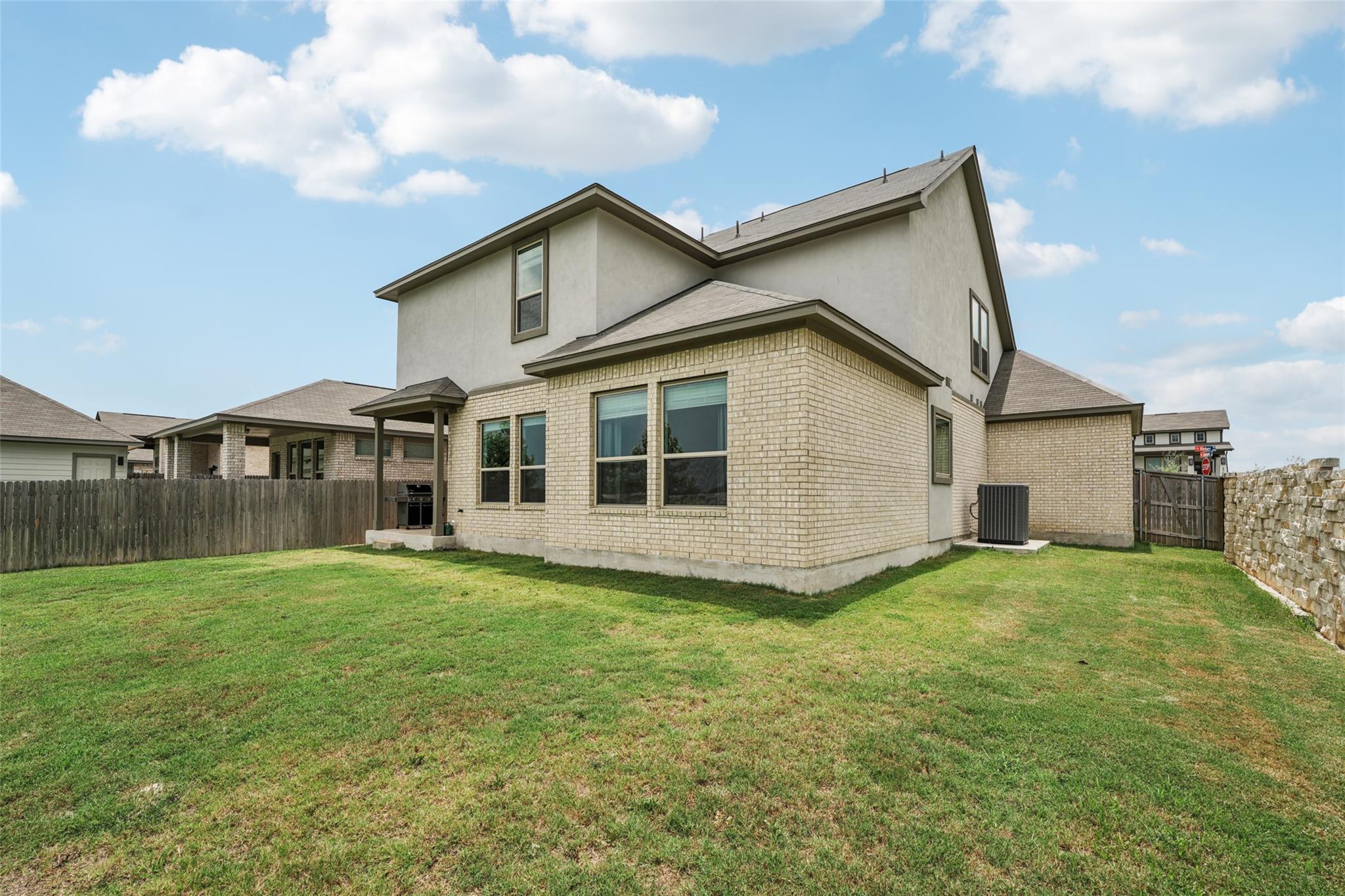 268 Rieber Rd, Kyle, TX 78640