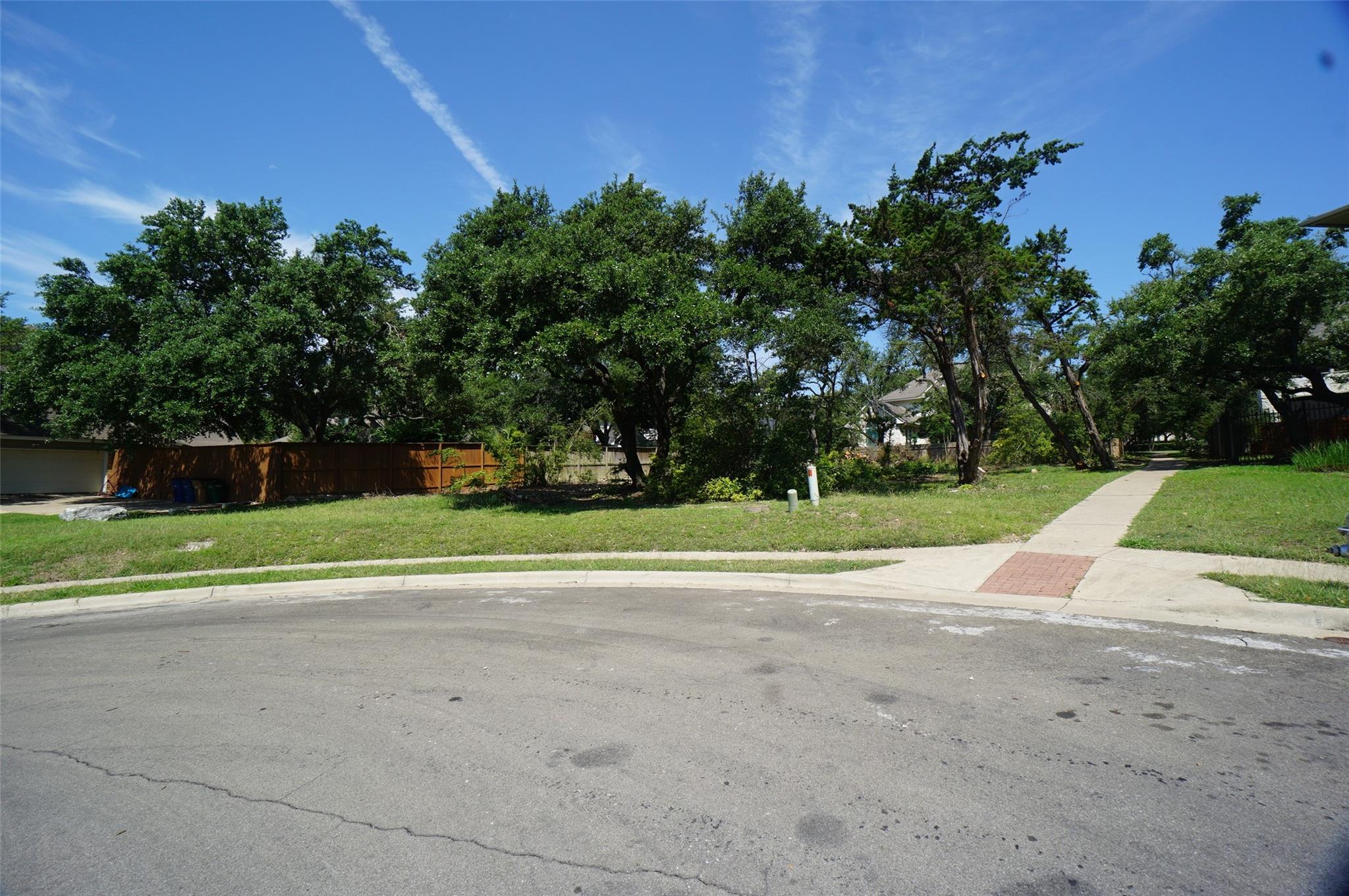 6631 LOST HORIZON Dr, Austin, TX 78759