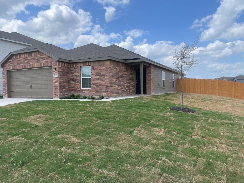 133 Fairfax Ln, Jarrell, TX 76537
