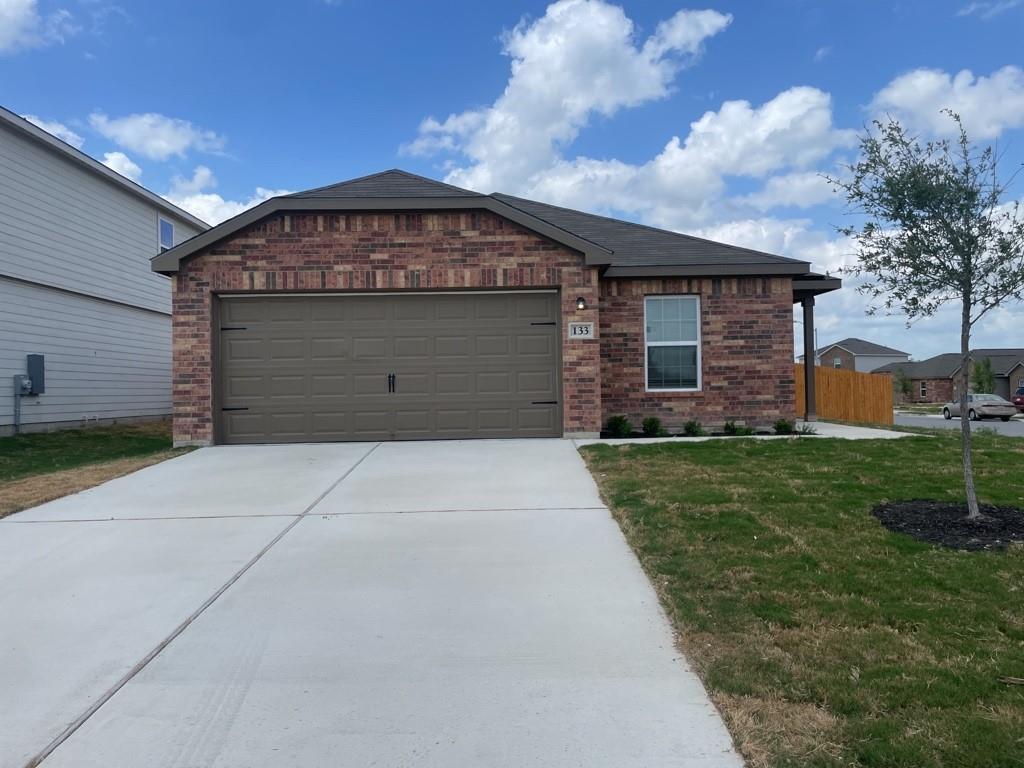 133 Fairfax Ln, Jarrell, TX 76537