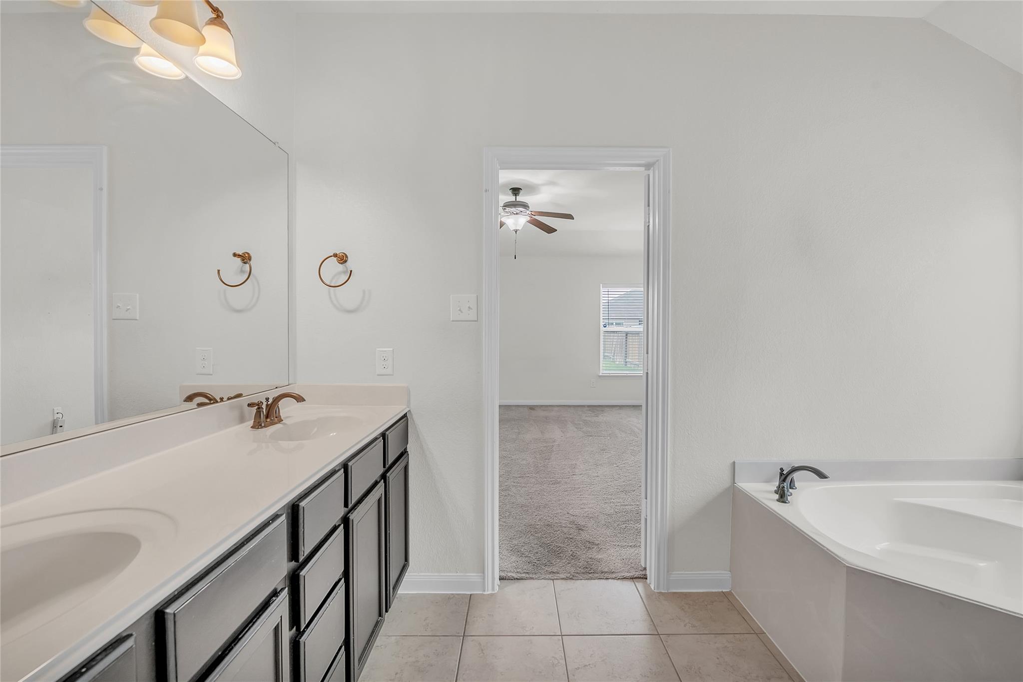 1181 Violet Ln, Kyle, TX 78640