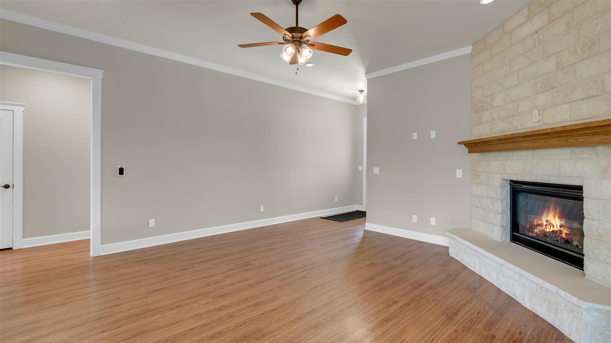 208 Rachel Loop, Burnet, TX 78611