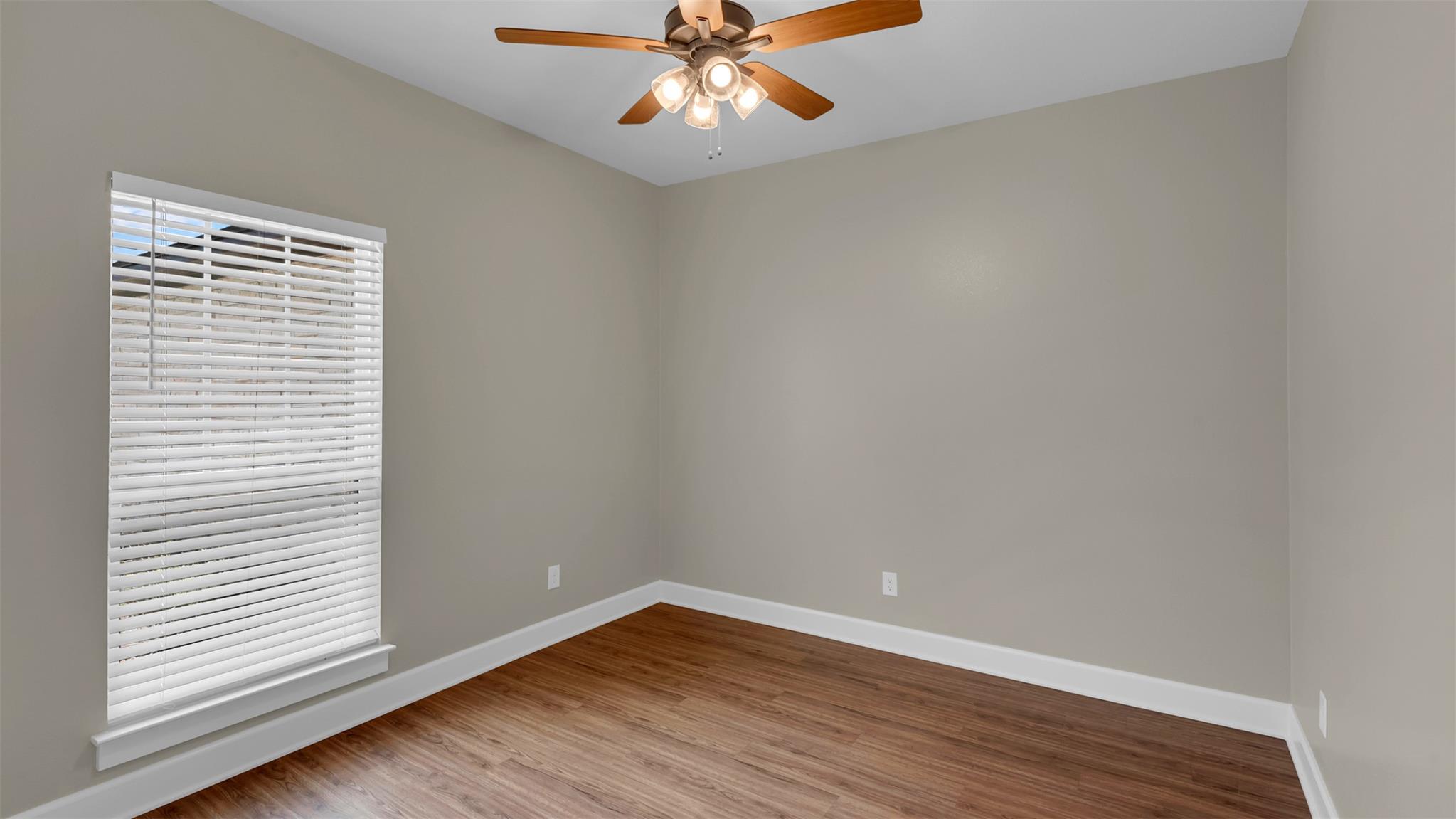 208 Rachel Loop, Burnet, TX 78611