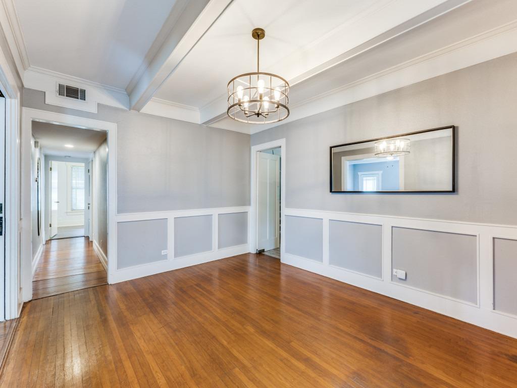 423 S Main St, Lockhart, TX 78644