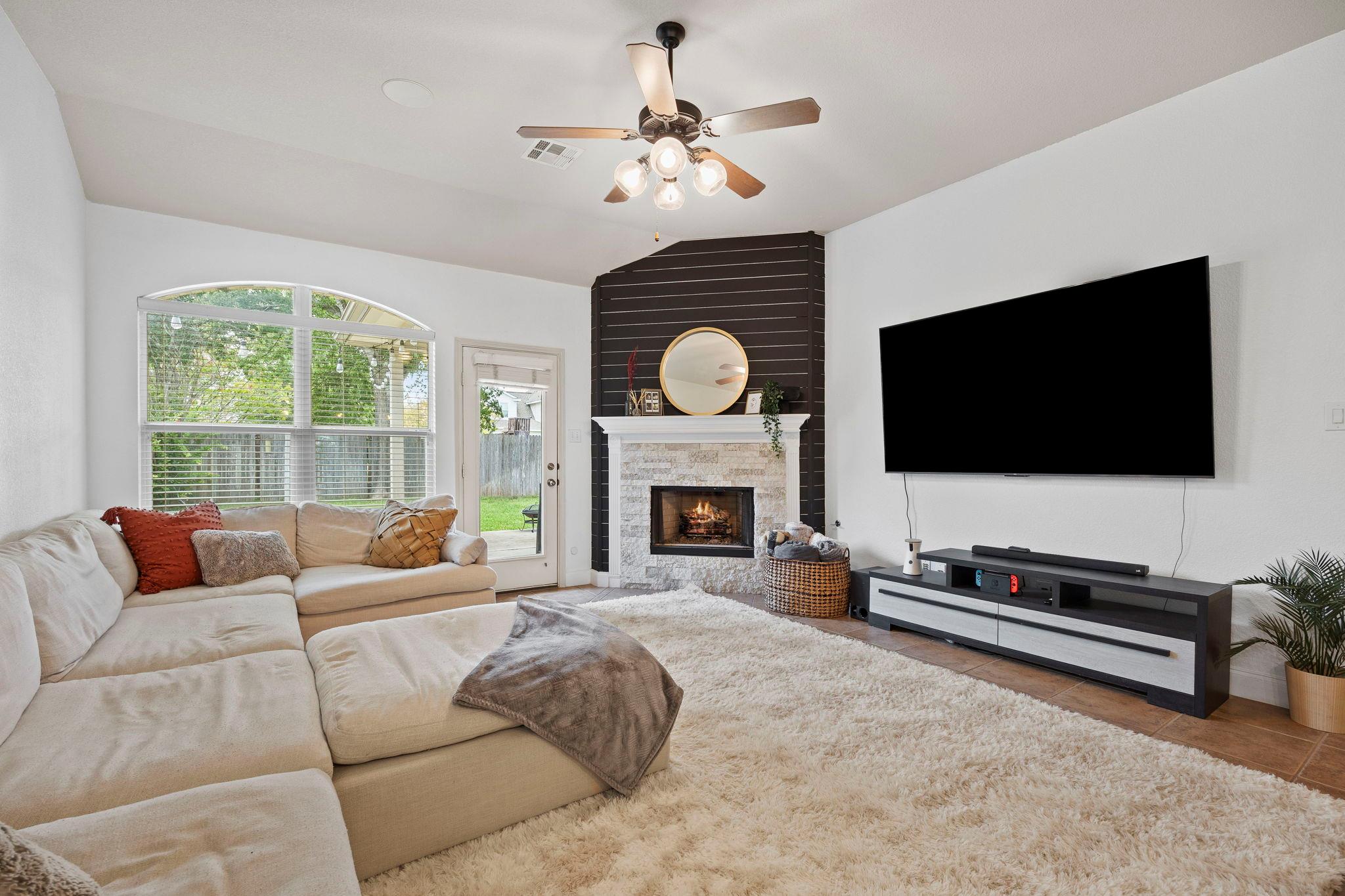 401 Wiltshire Dr, Hutto, TX 78634