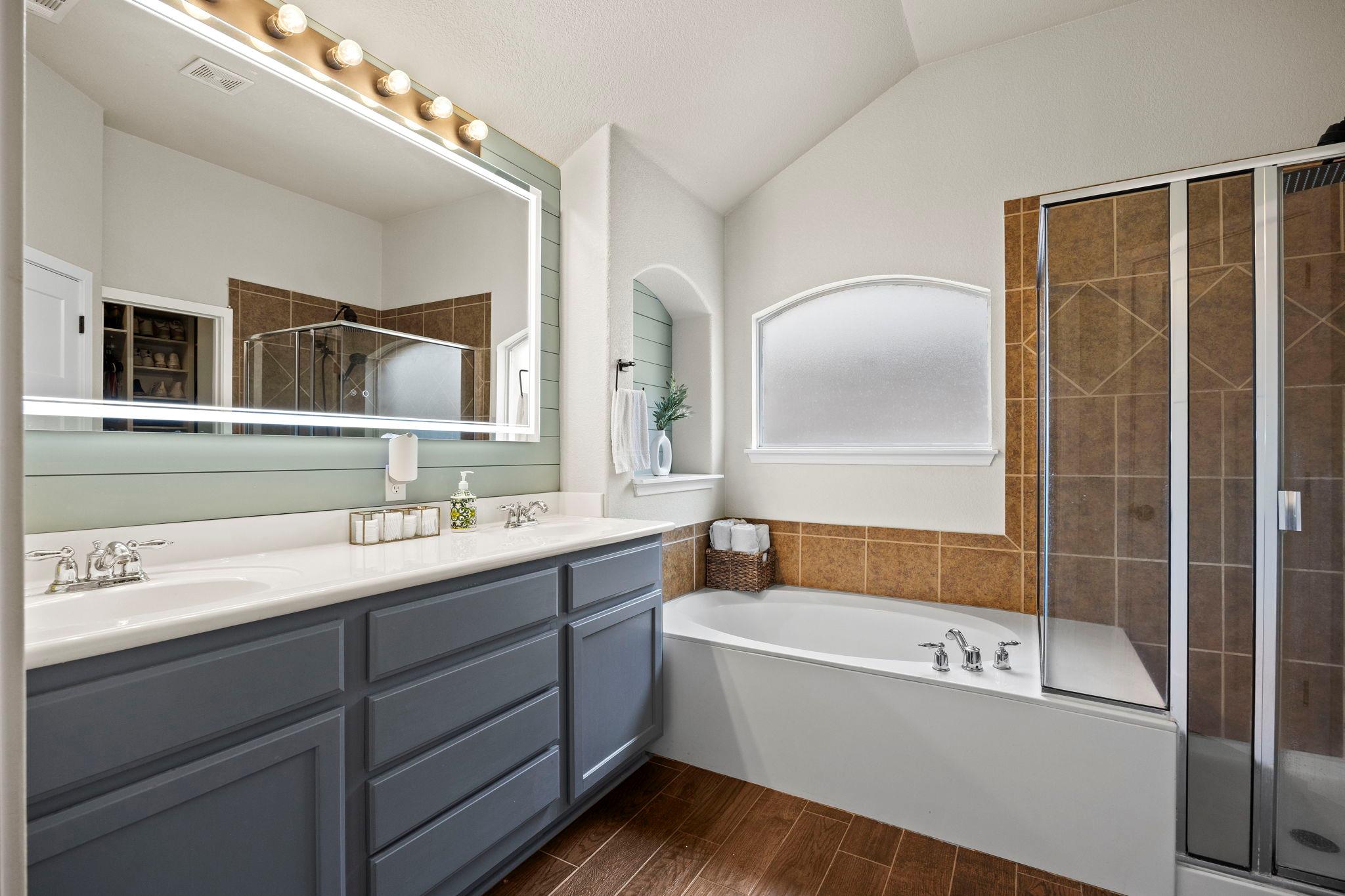 401 Wiltshire Dr, Hutto, TX 78634