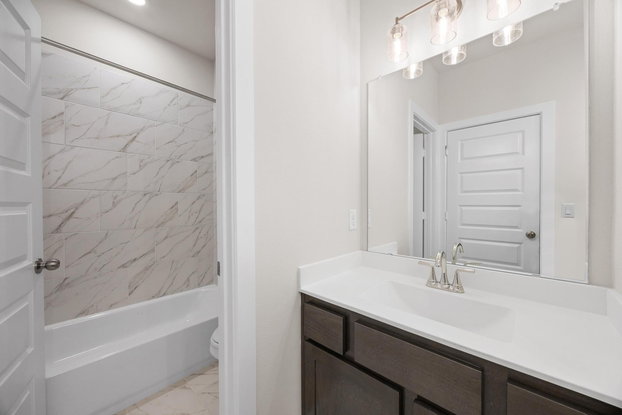 129 Emerald Grove Dr, Georgetown, TX 78633