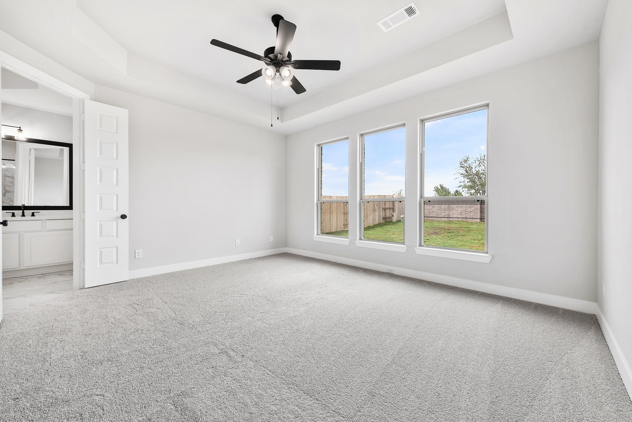 129 Emerald Grove Dr, Georgetown, TX 78633