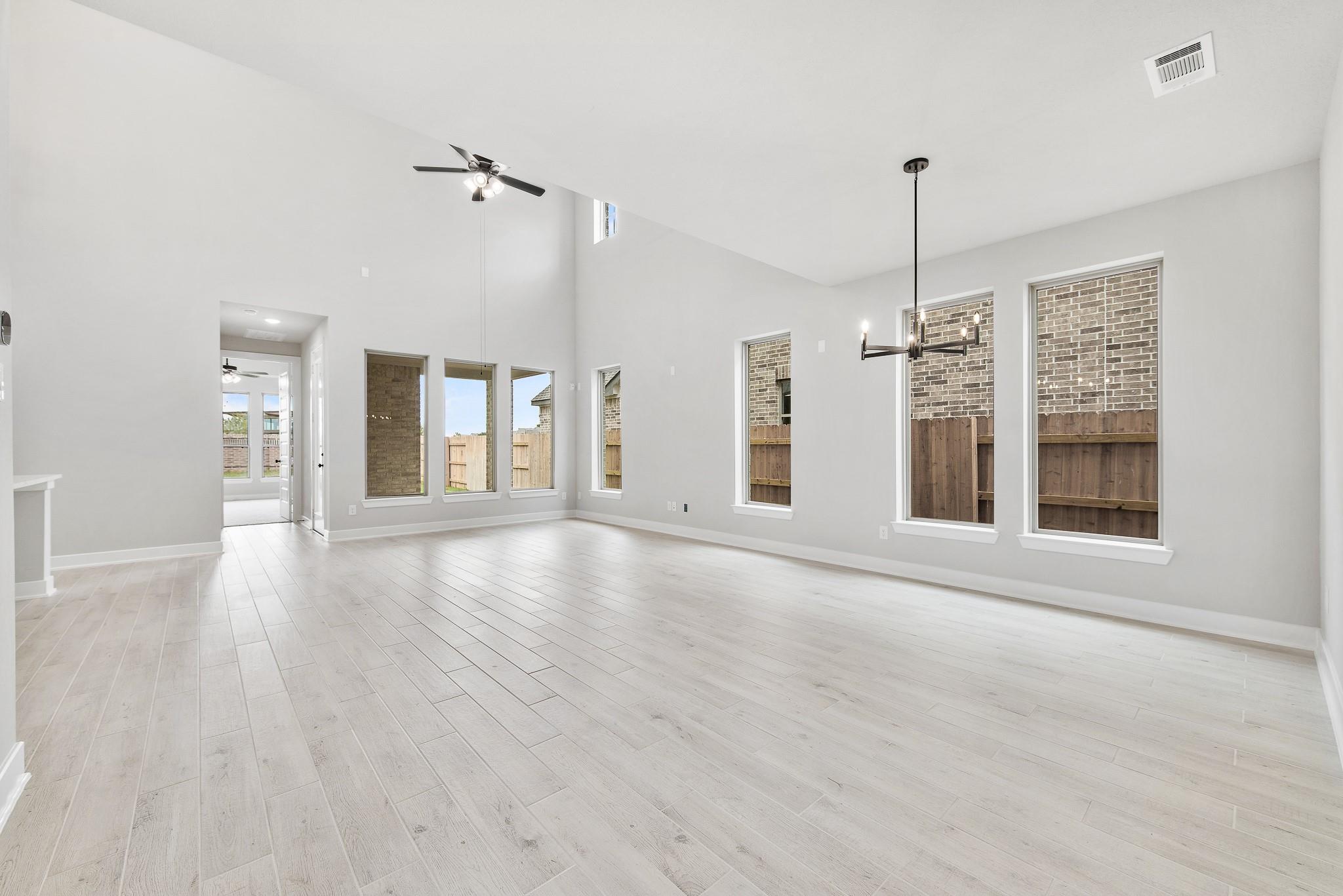 129 Emerald Grove Dr, Georgetown, TX 78633
