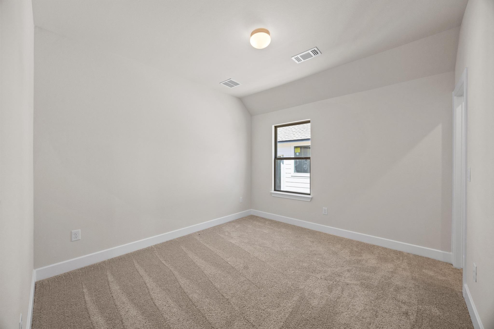 129 Emerald Grove Dr, Georgetown, TX 78633