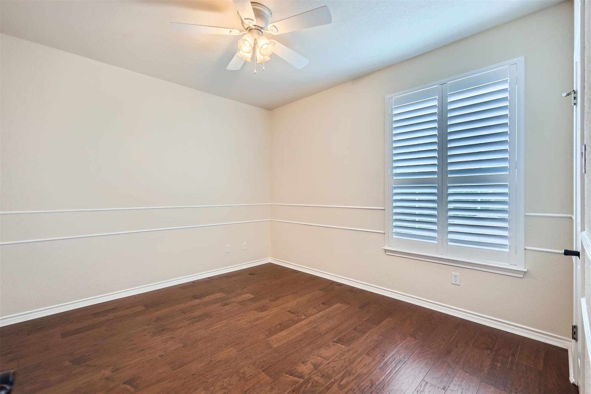 2114 Cliffs Edge Dr, Austin, TX 78733