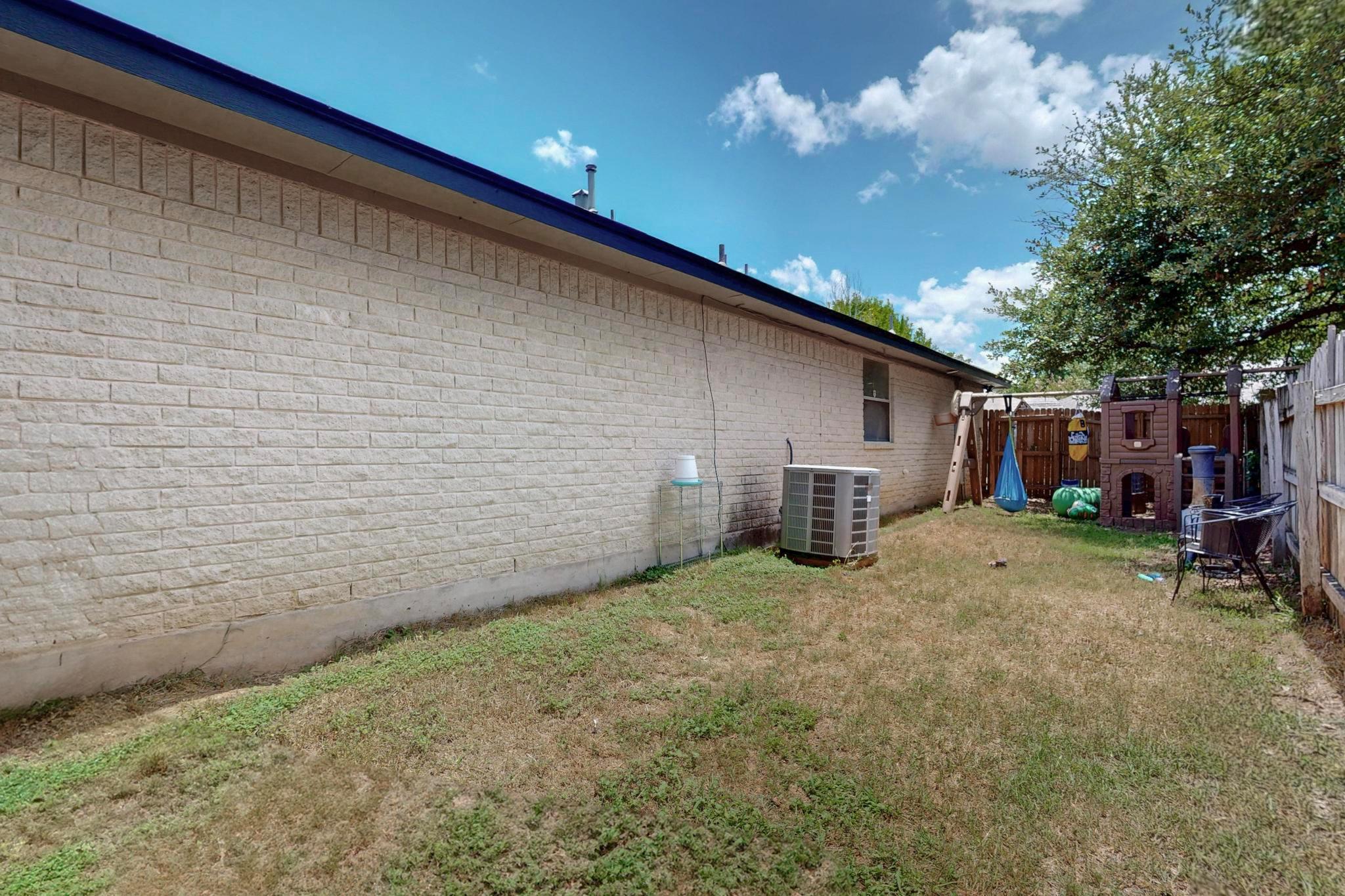 2403 Willow Way, Round Rock, TX 78664