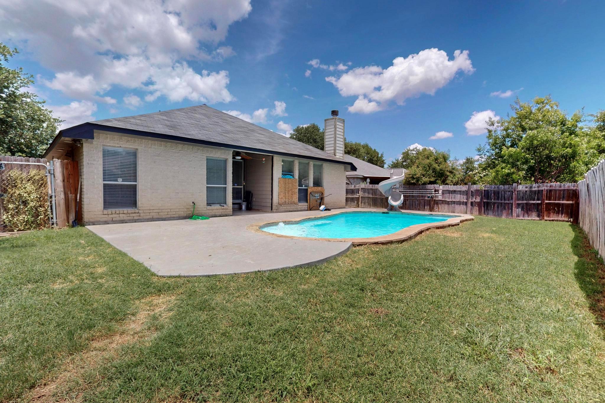 2403 Willow Way, Round Rock, TX 78664