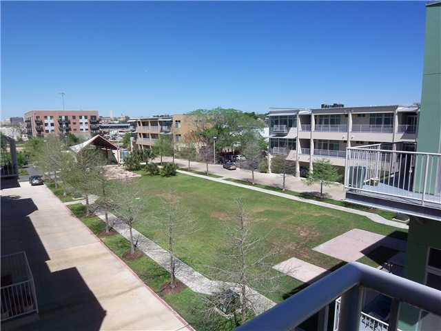 2401 E 6th St # 6098, Austin, TX 78702