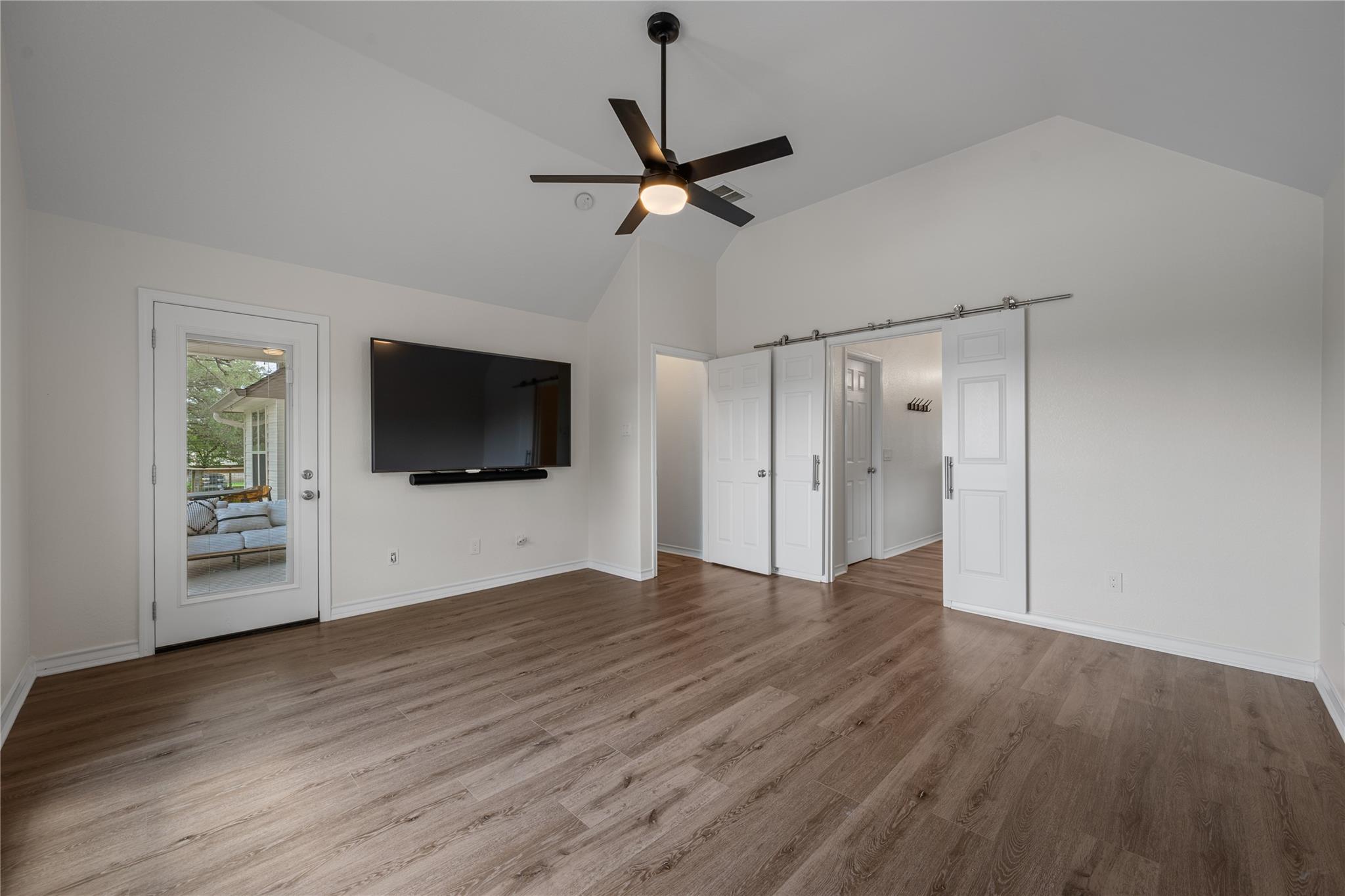 164 Lone Wolf Ct, Dripping Springs, TX 78620