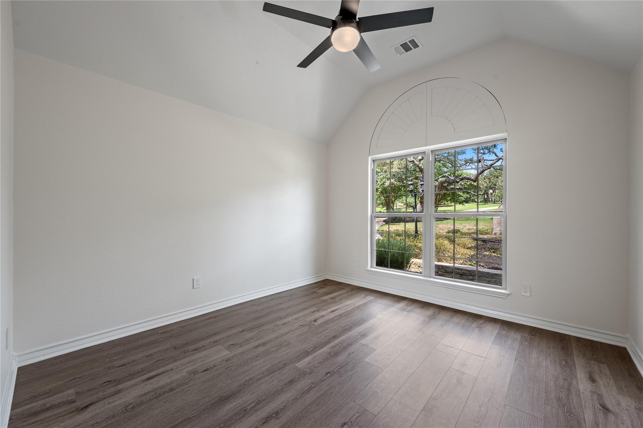 164 Lone Wolf Ct, Dripping Springs, TX 78620
