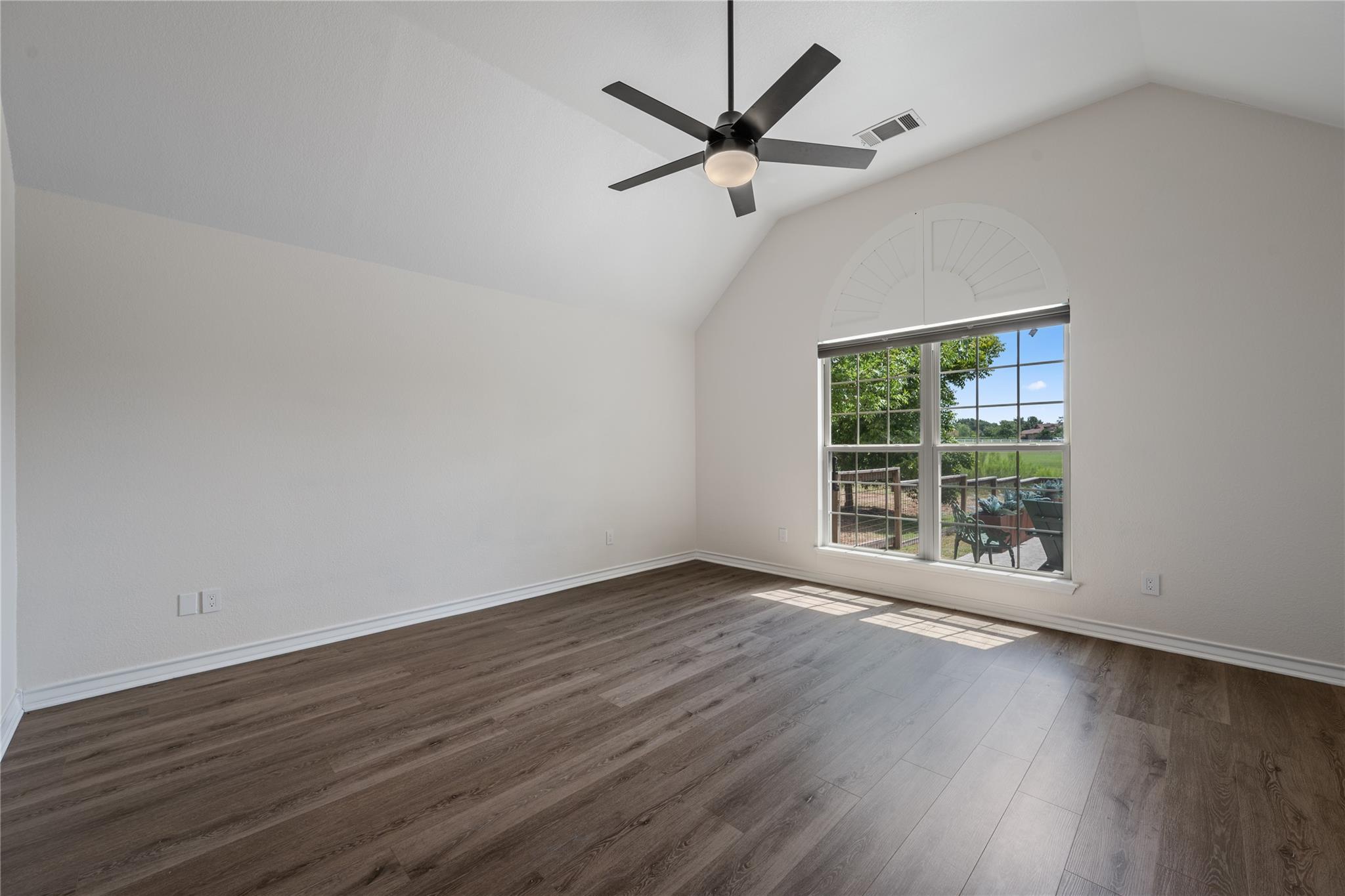 164 Lone Wolf Ct, Dripping Springs, TX 78620